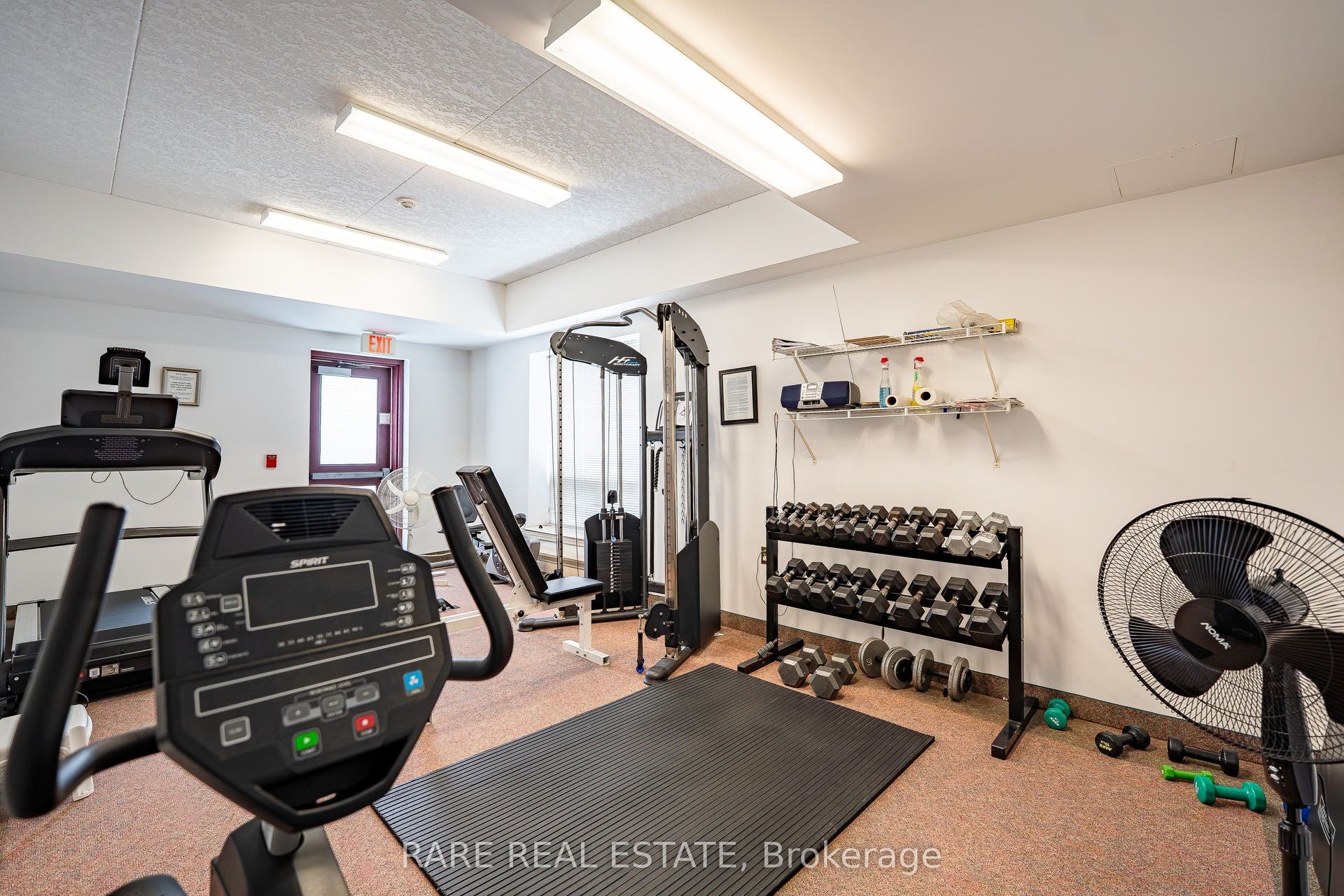 405 Erb Street W, #403, Waterloo, Waterloo ON N2L 1W7 405 Erb Street W, #403, Waterloo, Waterloo ON N2L 1W7