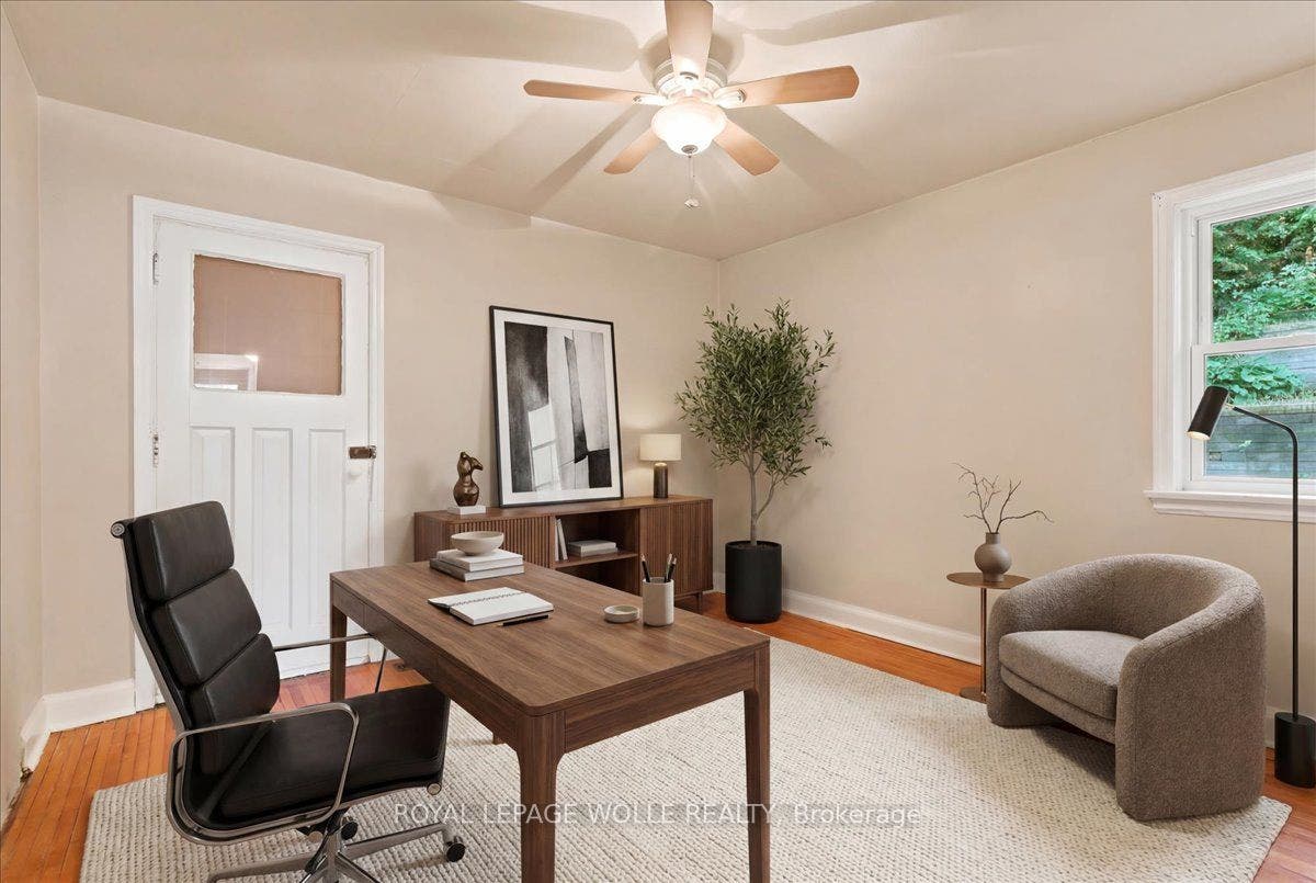 22 Ramore Street, Cambridge, Waterloo ON N1S 2P8 Virtually Staged