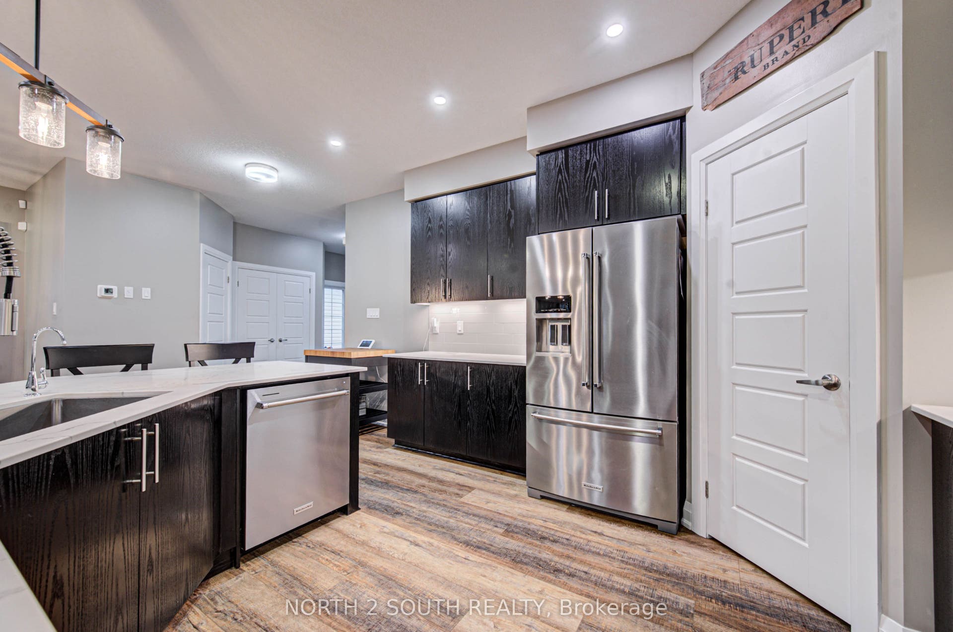 11 Oldham Avenue, Brant, Brant ON N3L 0G6 11 Oldham Avenue, Brant, Brant ON N3L 0G6