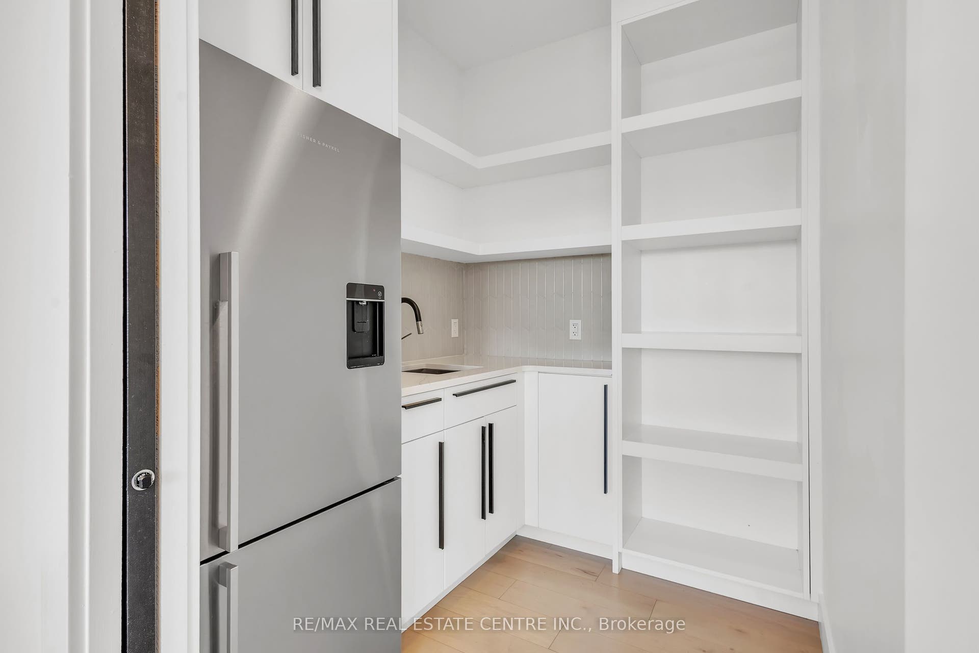920 Thomas Pedder Court, Kitchener, Waterloo ON N2P 0C2 920 Thomas Pedder Court, Kitchener, Waterloo ON N2P 0C2