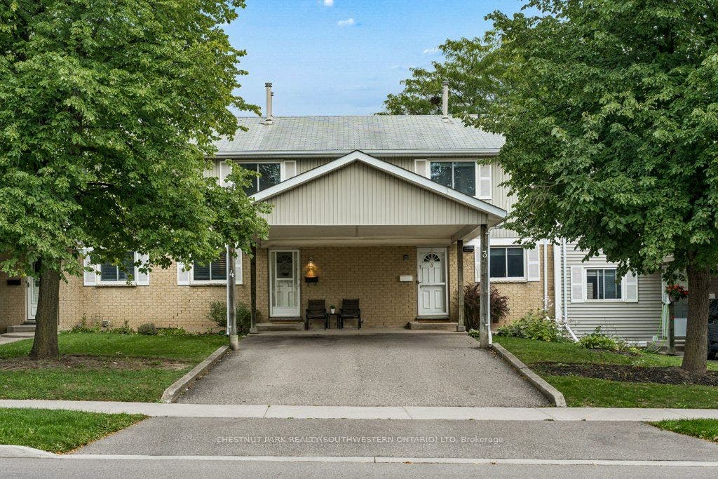 255 Northlake Drive, #4, Waterloo, Waterloo ON N2V 1Z2 255 Northlake Drive, #4, Waterloo, Waterloo ON N2V 1Z2