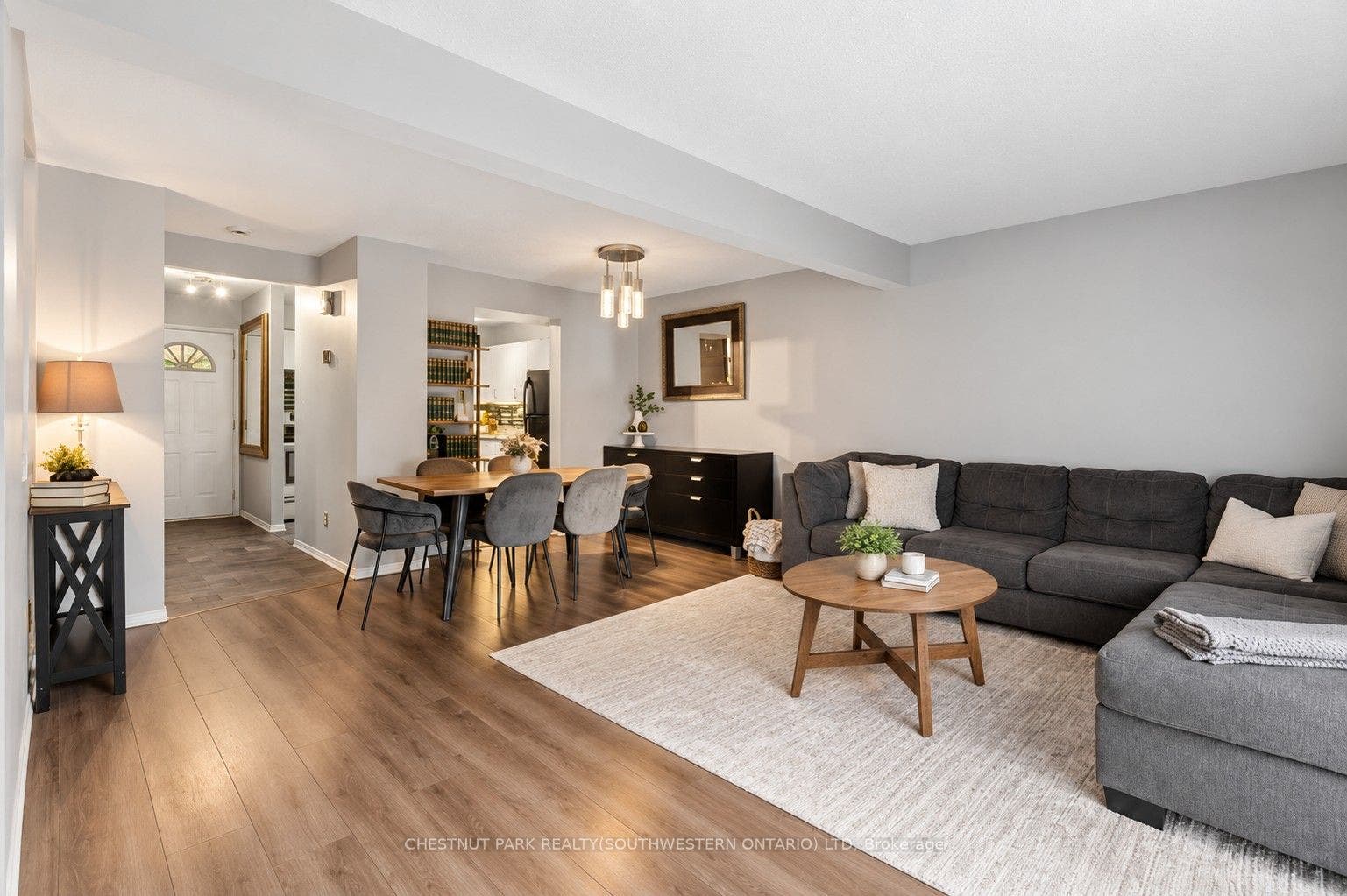 255 Northlake Drive, #4, Waterloo, Waterloo ON N2V 1Z2 255 Northlake Drive, #4, Waterloo, Waterloo ON N2V 1Z2