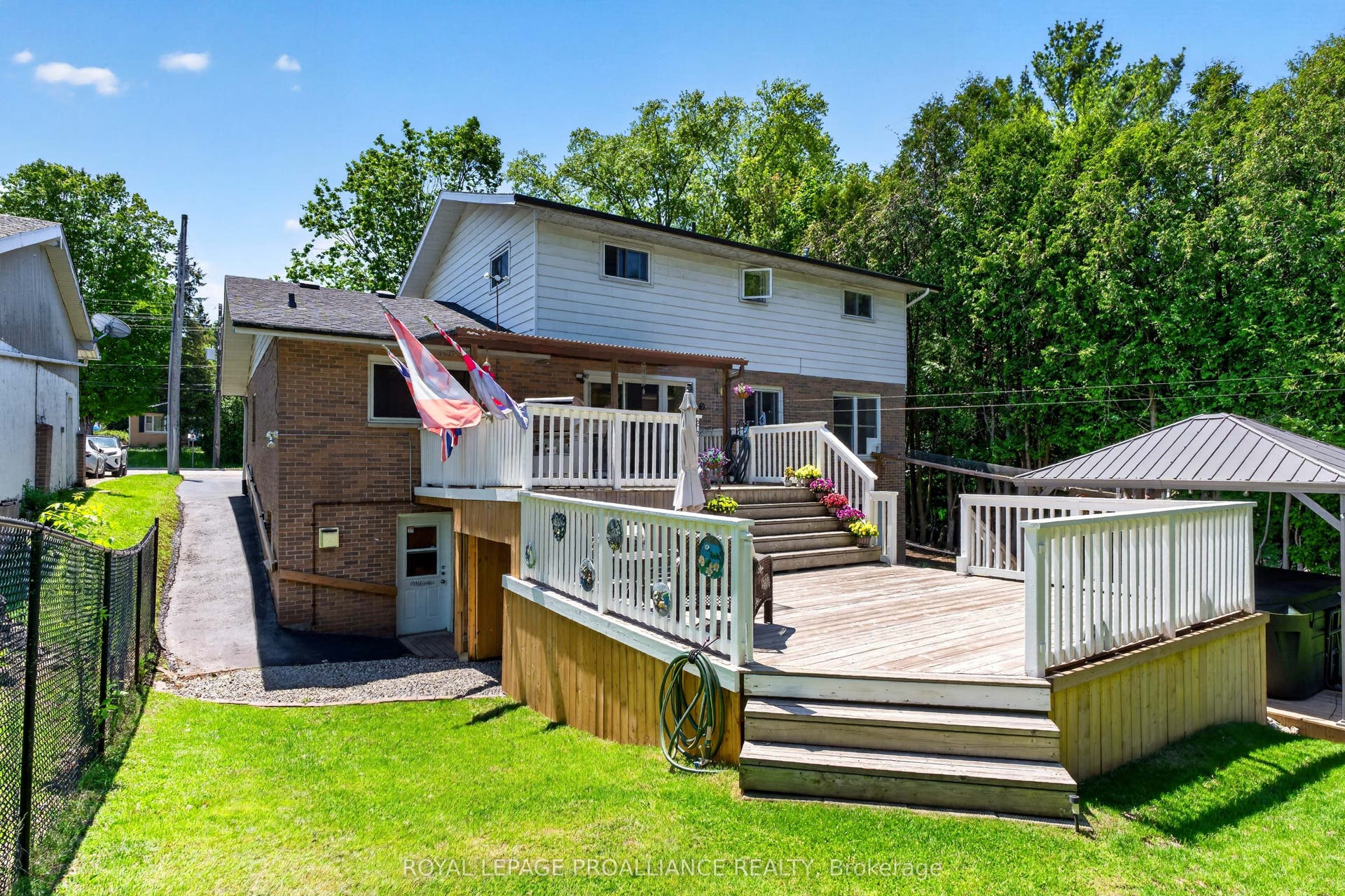 393 Stewart Boulevard, Brockville, Leeds And Grenville ON K6V 6C7