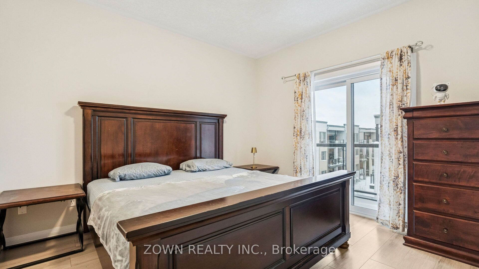 25 Isherwood Avenue, #A3, Cambridge, Waterloo ON N1R 0E2 25 Isherwood Avenue, #A3, Cambridge, Waterloo ON N1R 0E2