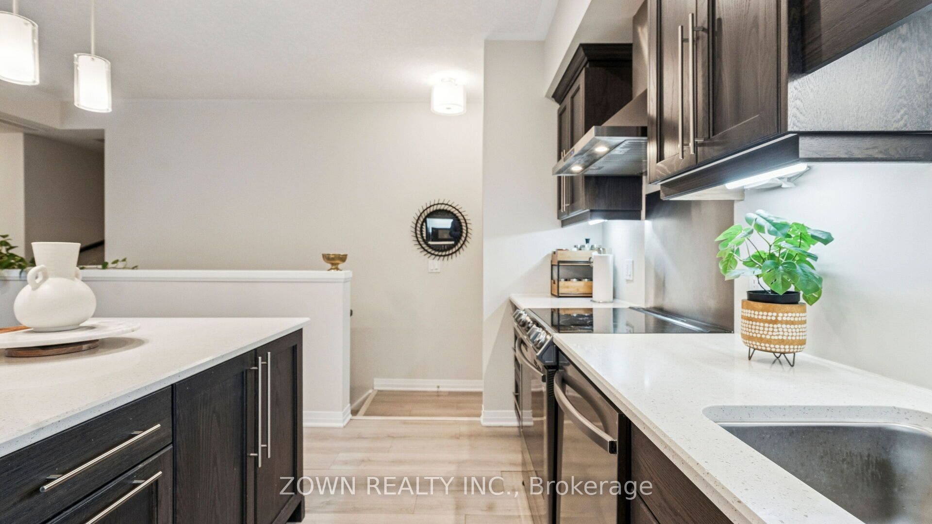 25 Isherwood Avenue, #A3, Cambridge, Waterloo ON N1R 0E2 25 Isherwood Avenue, #A3, Cambridge, Waterloo ON N1R 0E2