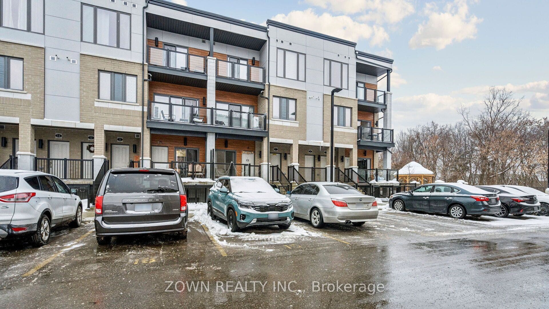 25 Isherwood Avenue, #A3, Cambridge, Waterloo ON N1R 0E2 25 Isherwood Avenue, #A3, Cambridge, Waterloo ON N1R 0E2