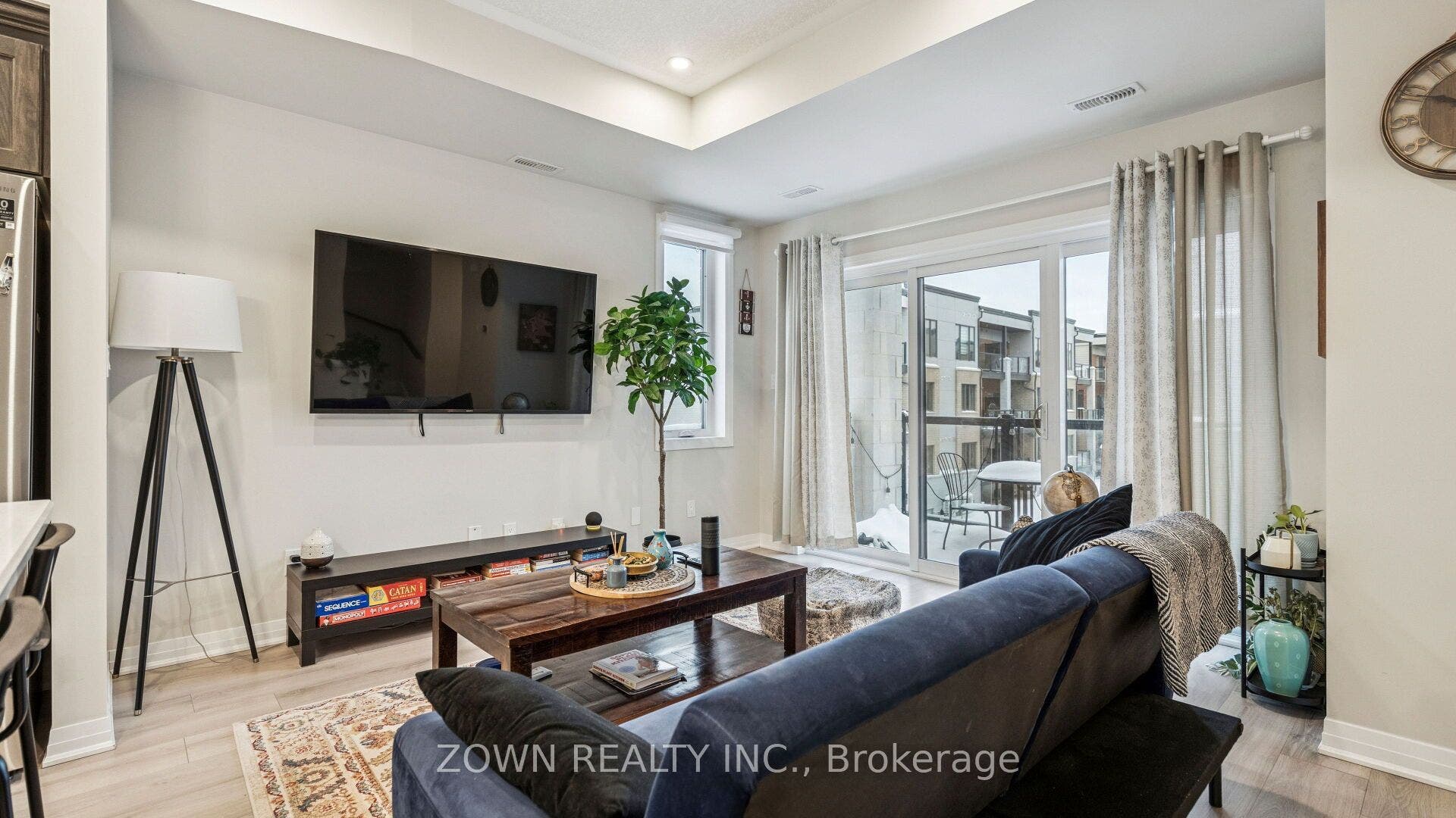 25 Isherwood Avenue, #A3, Cambridge, Waterloo ON N1R 0E2 25 Isherwood Avenue, #A3, Cambridge, Waterloo ON N1R 0E2