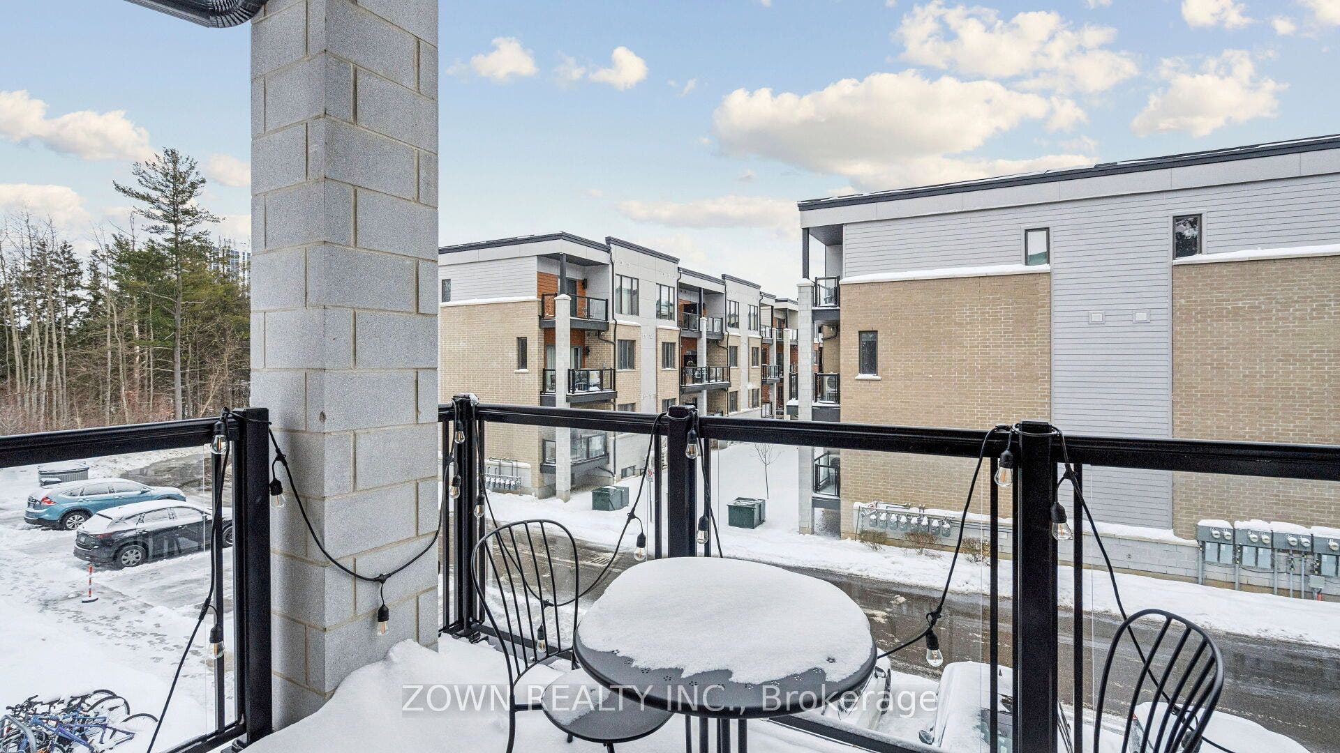 25 Isherwood Avenue, #A3, Cambridge, Waterloo ON N1R 0E2 25 Isherwood Avenue, #A3, Cambridge, Waterloo ON N1R 0E2