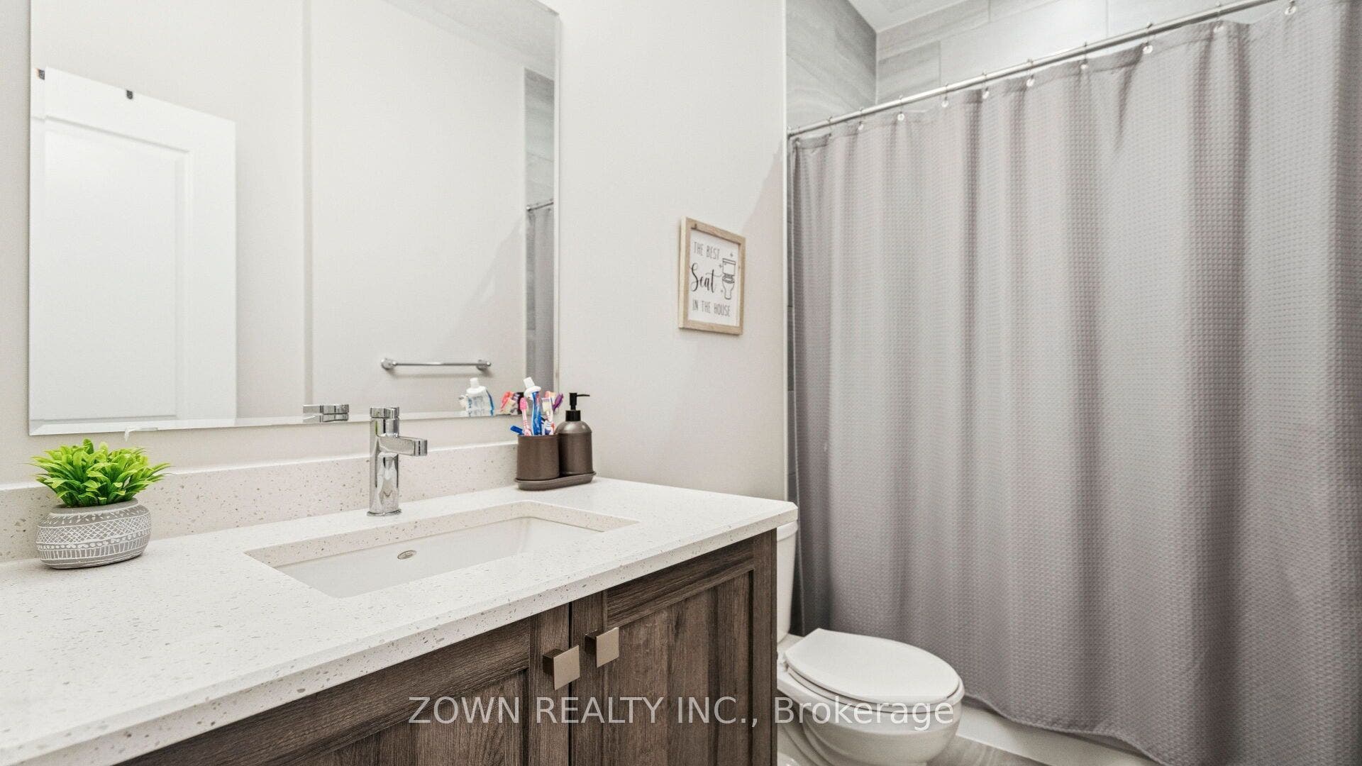 25 Isherwood Avenue, #A3, Cambridge, Waterloo ON N1R 0E2 25 Isherwood Avenue, #A3, Cambridge, Waterloo ON N1R 0E2