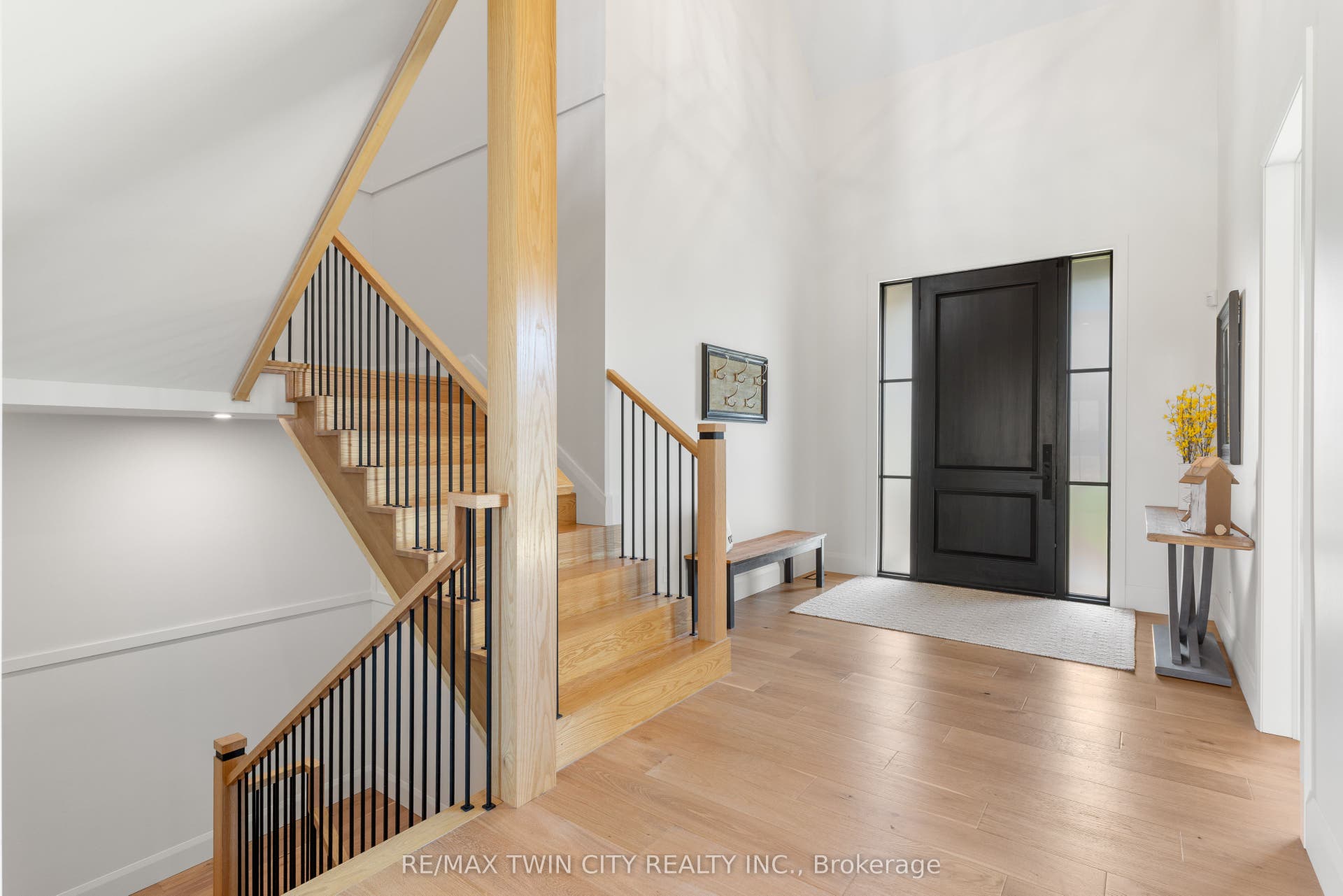 742 Country Squire Road, Waterloo, Waterloo ON N2J 4G8