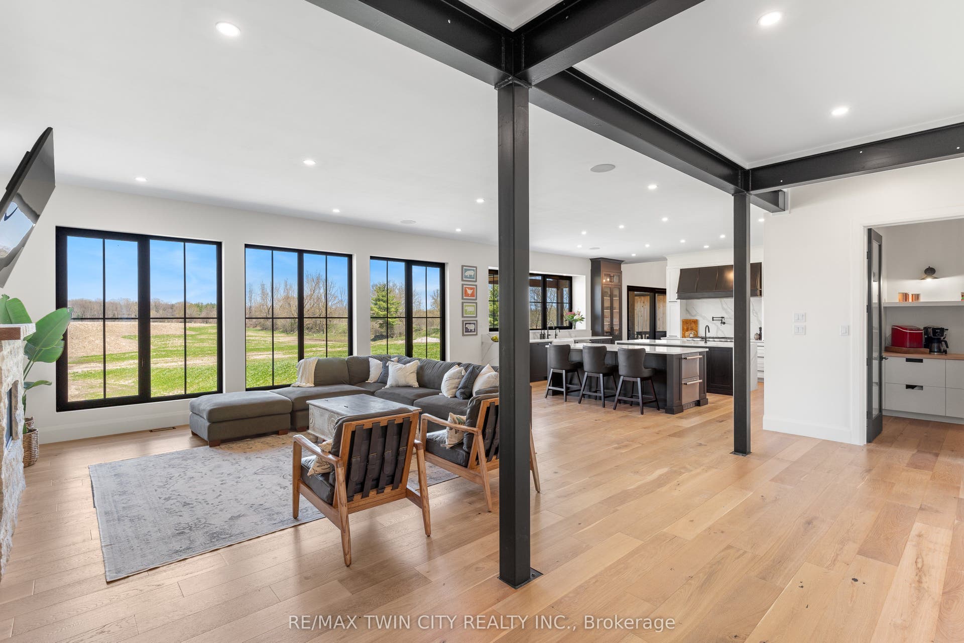 742 Country Squire Road, Waterloo, Waterloo ON N2J 4G8