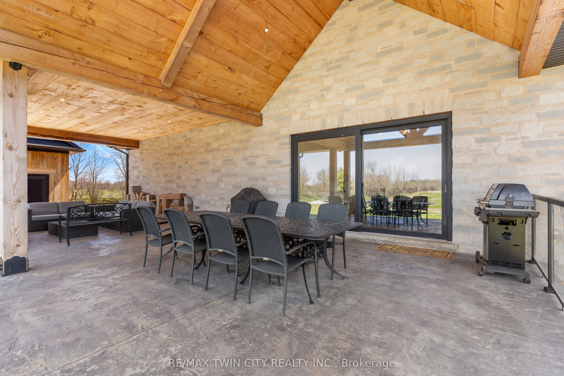 742 Country Squire Road, Waterloo, Waterloo ON N2J 4G8