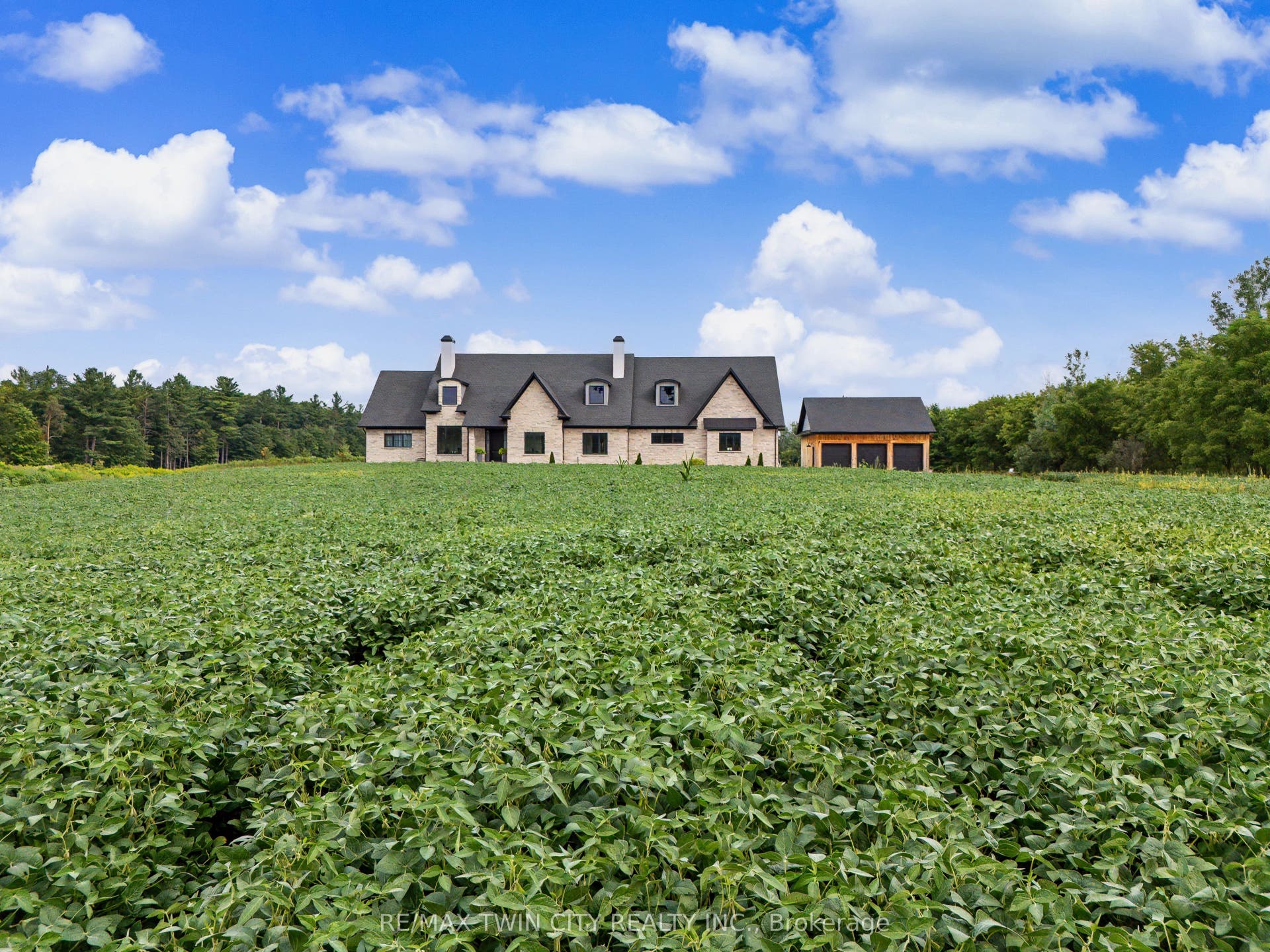 742 Country Squire Road, Waterloo, Waterloo ON N2J 4G8