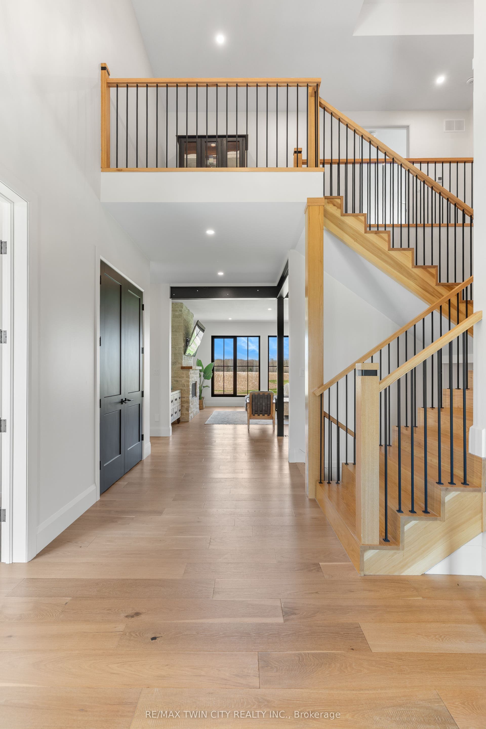 742 Country Squire Road, Waterloo, Waterloo ON N2J 4G8