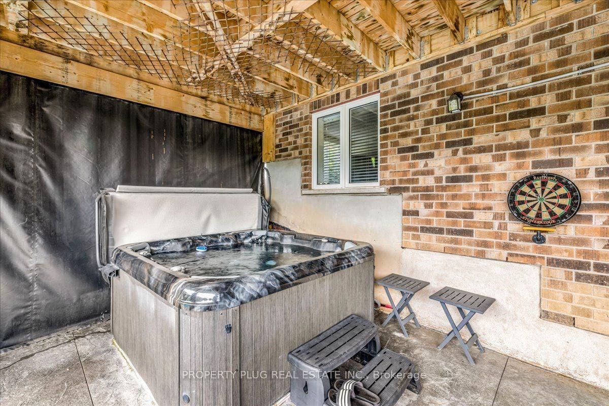97 Marshall Drive, Guelph, Wellington ON N1E 0K8 97 Marshall Drive, Guelph, Wellington ON N1E 0K8