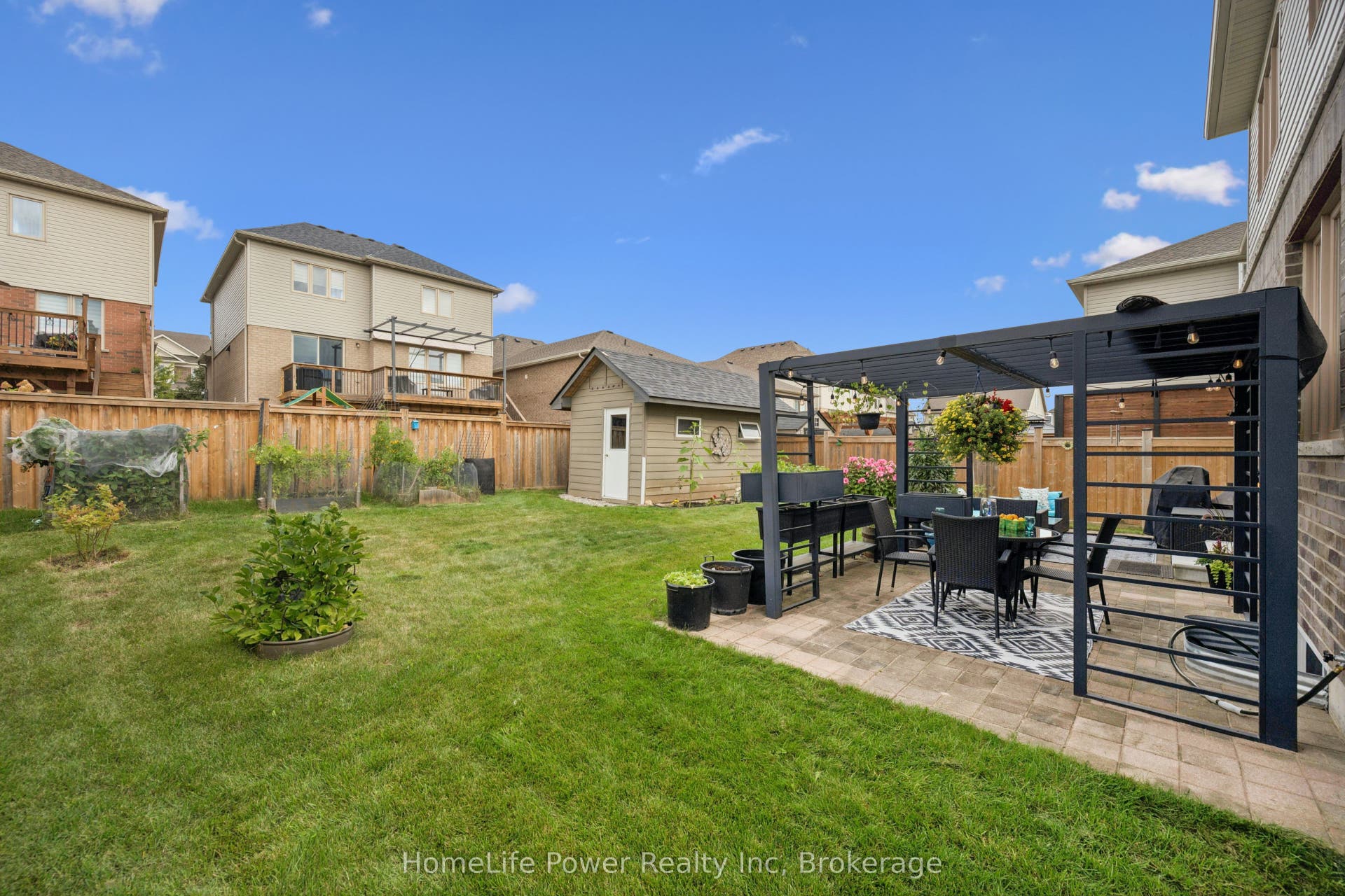 54 Elliot Avenue E, Centre Wellington, Wellington ON N1M 0G9 54 Elliot Avenue E, Centre Wellington, Wellington ON N1M 0G9
