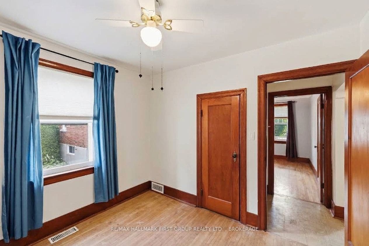 49 Park Street, Kingston, Frontenac ON K7L 1J7 49 Park Street, Kingston, Frontenac ON K7L 1J7