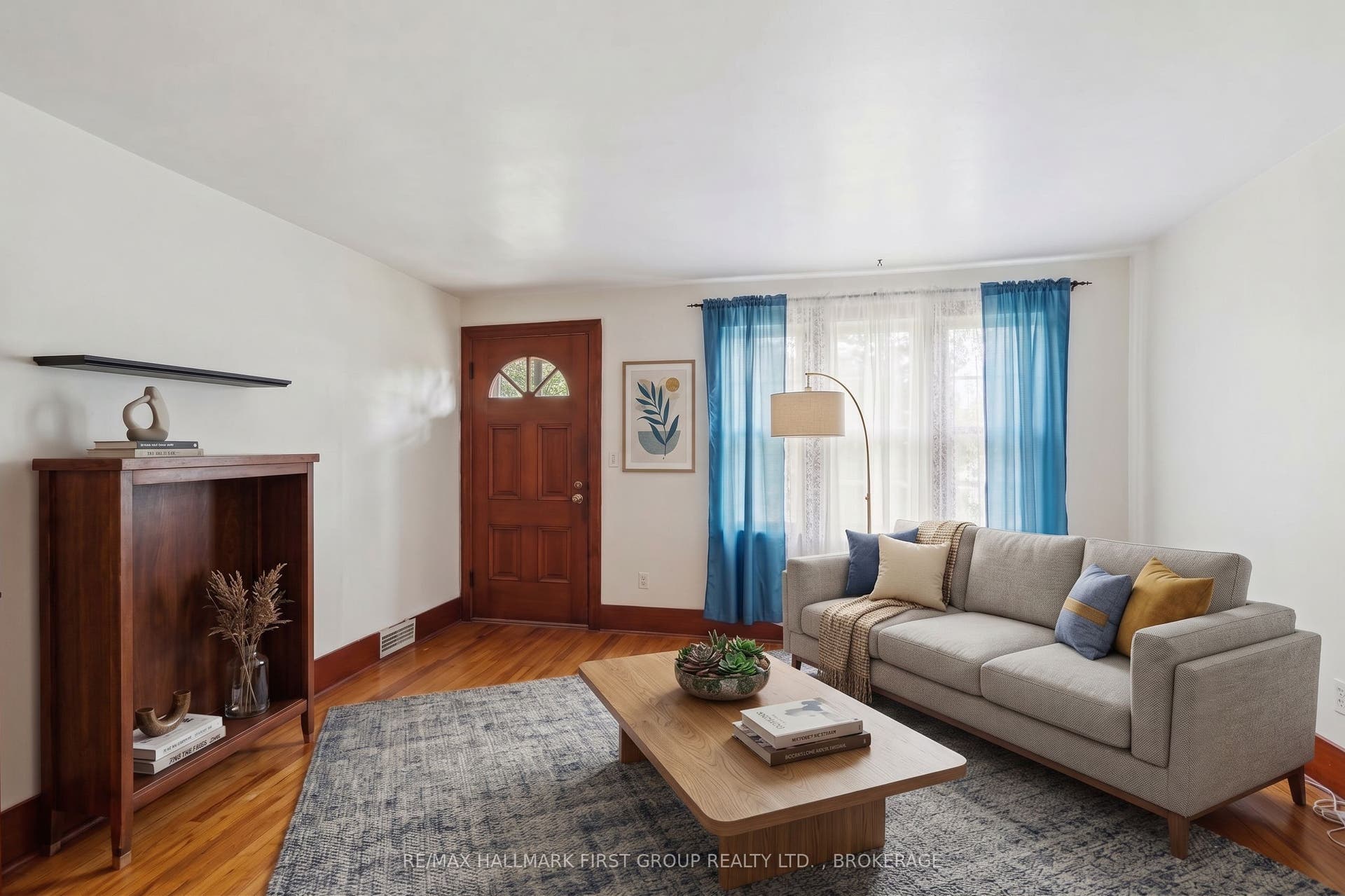 49 Park Street, Kingston, Frontenac ON K7L 1J7 Virtually Staged
