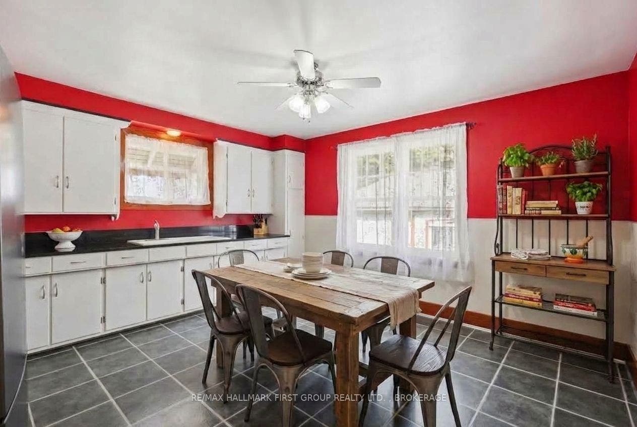 49 Park Street, Kingston, Frontenac ON K7L 1J7 Virtually Staged