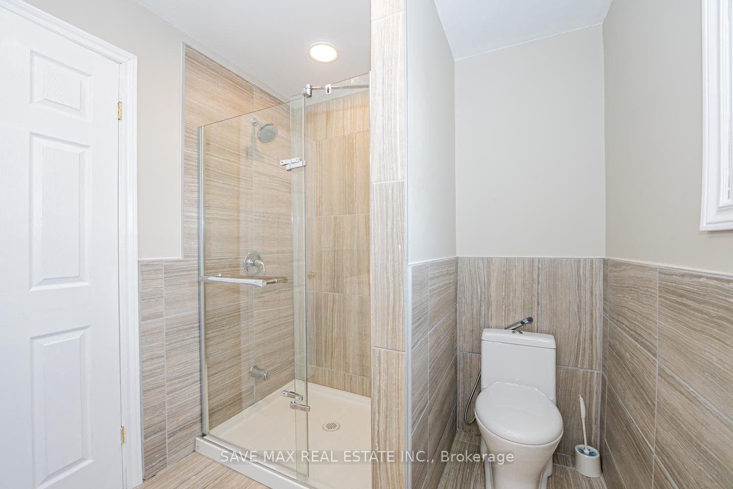 4 Beaumont Crescent S, Guelph, Wellington ON N1E 6A7 4 Beaumont Crescent S, Guelph, Wellington ON N1E 6A7
