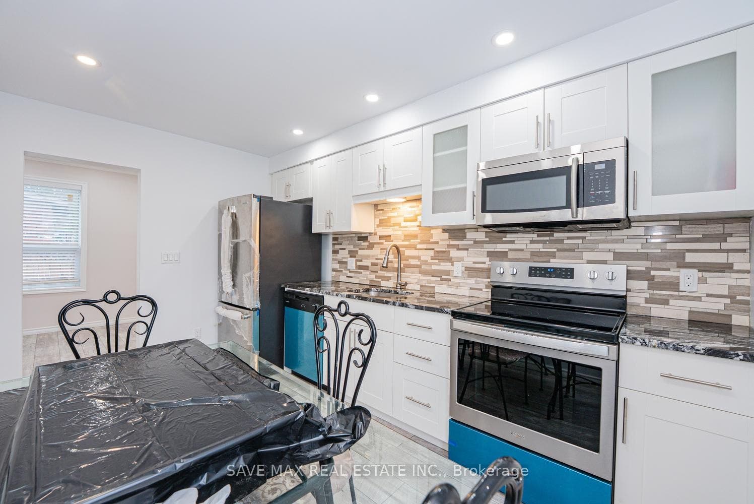 4 Beaumont Crescent S, Guelph, Wellington ON N1E 6A7 4 Beaumont Crescent S, Guelph, Wellington ON N1E 6A7