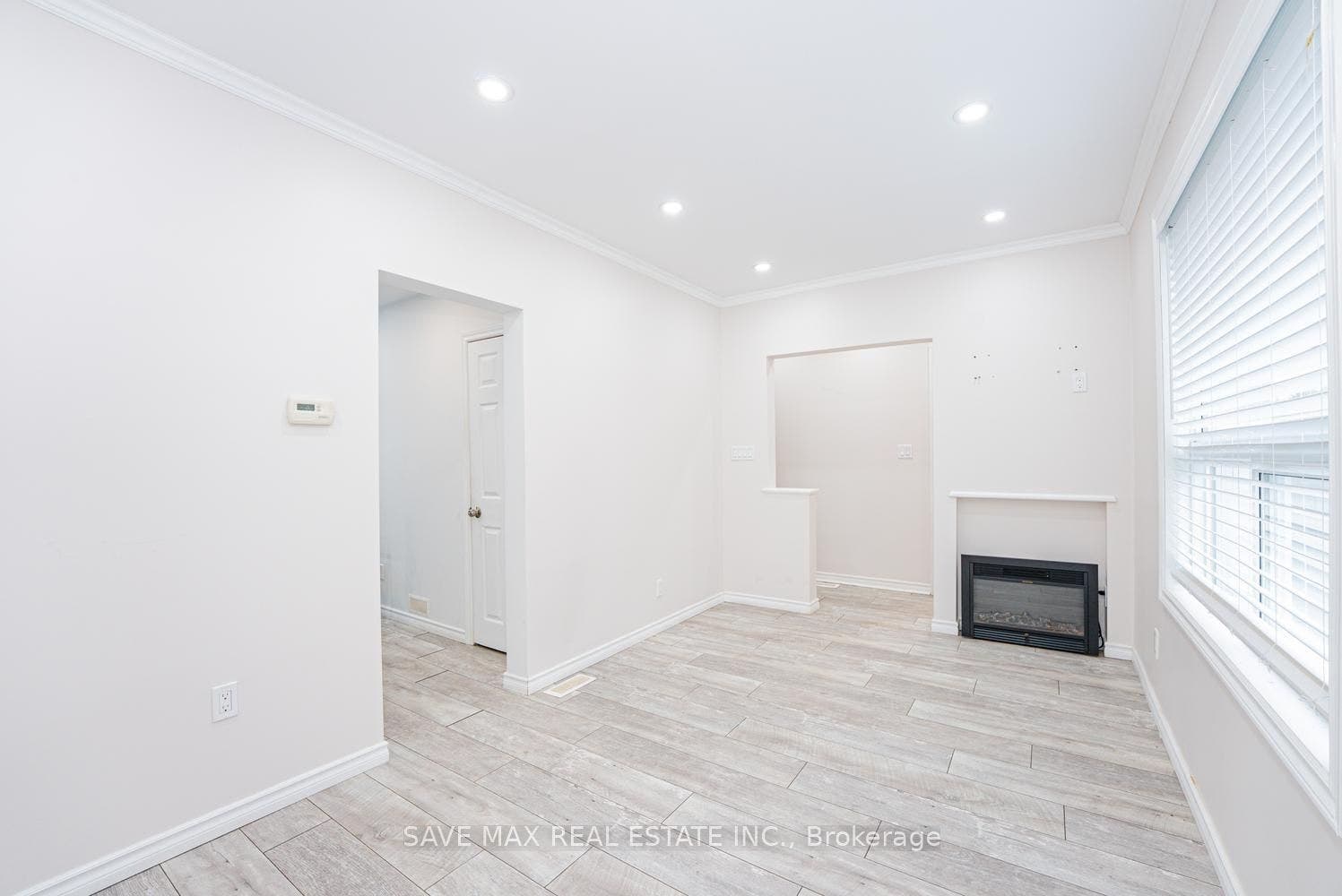 4 Beaumont Crescent S, Guelph, Wellington ON N1E 6A7 4 Beaumont Crescent S, Guelph, Wellington ON N1E 6A7