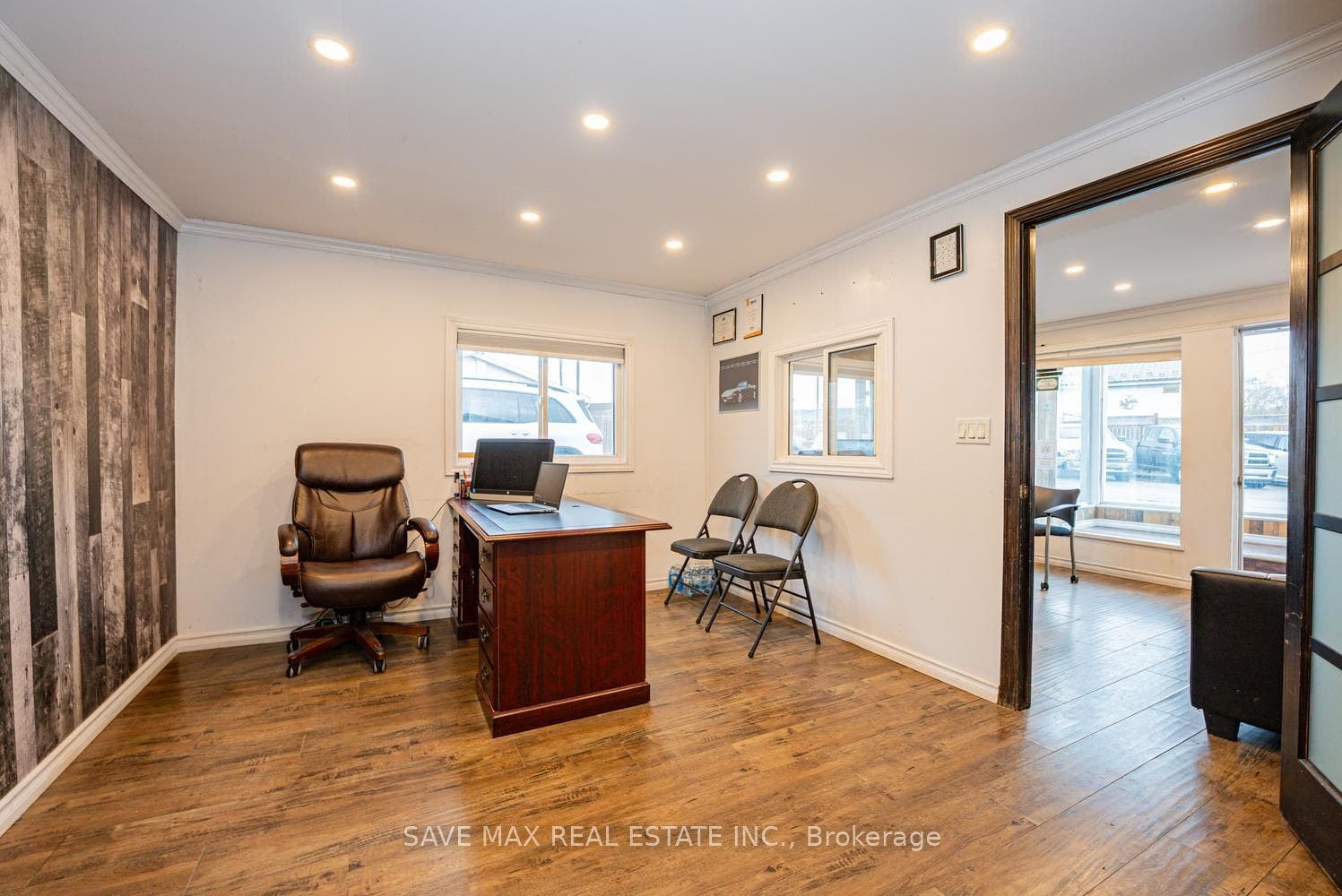 4 Beaumont Crescent S, Guelph, Wellington ON N1E 6A7 4 Beaumont Crescent S, Guelph, Wellington ON N1E 6A7