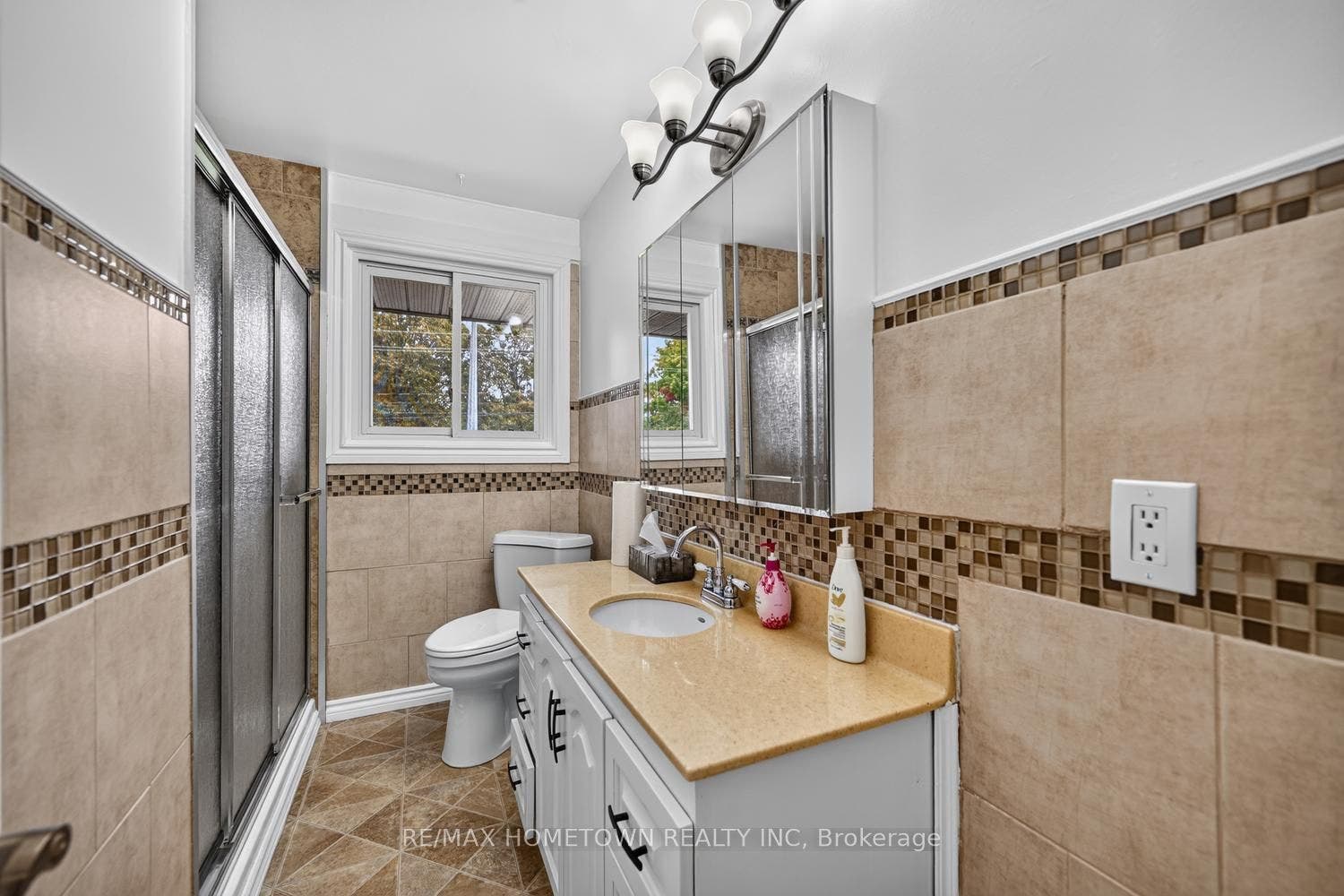1362 Windsor Drive, Brockville, Leeds And Grenville ON K6V 3H9