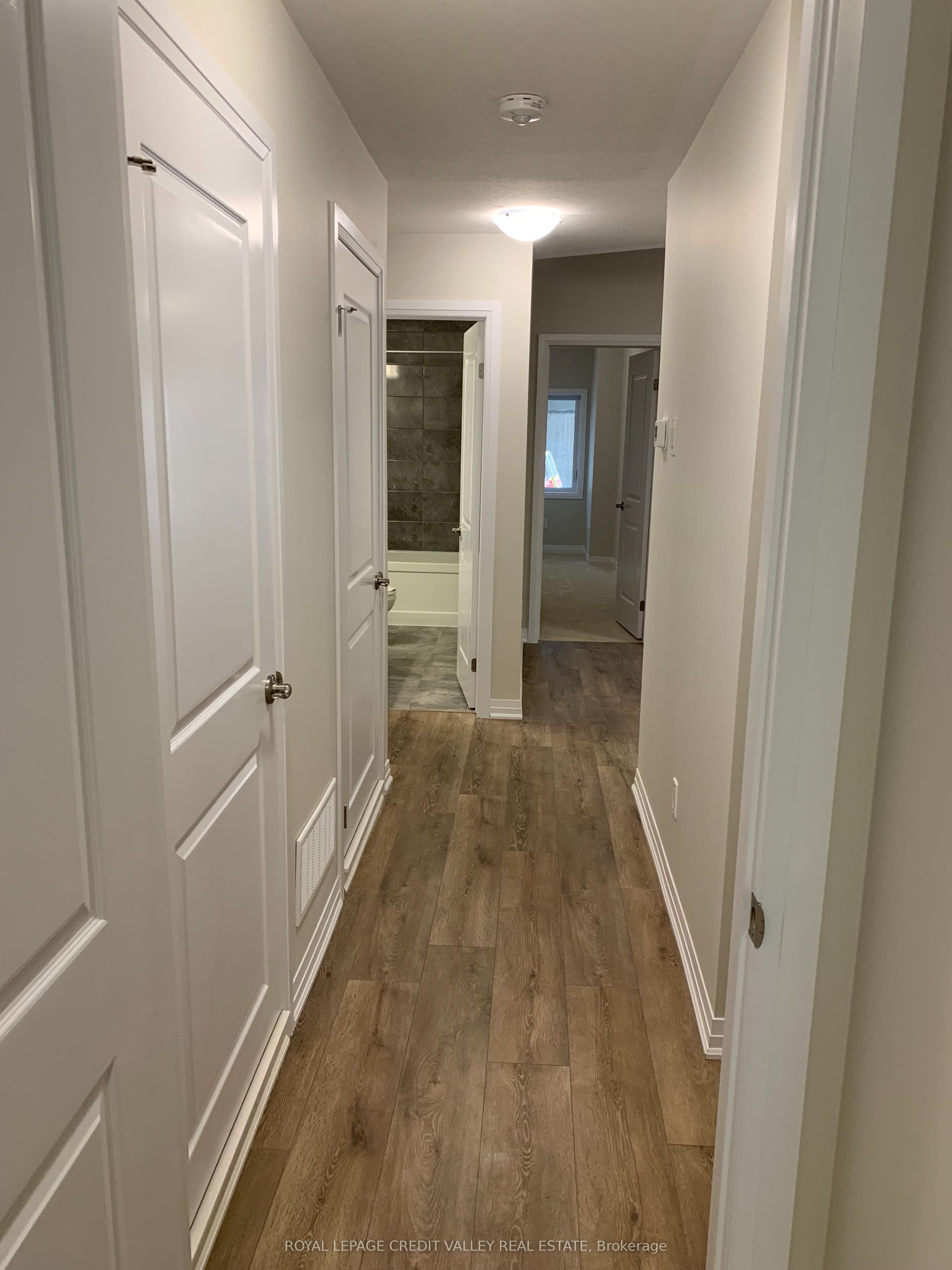 25 Isherwood Avenue E, #13, Cambridge, Waterloo ON N1R 0E2 25 Isherwood Avenue E, #13, Cambridge, Waterloo ON N1R 0E2