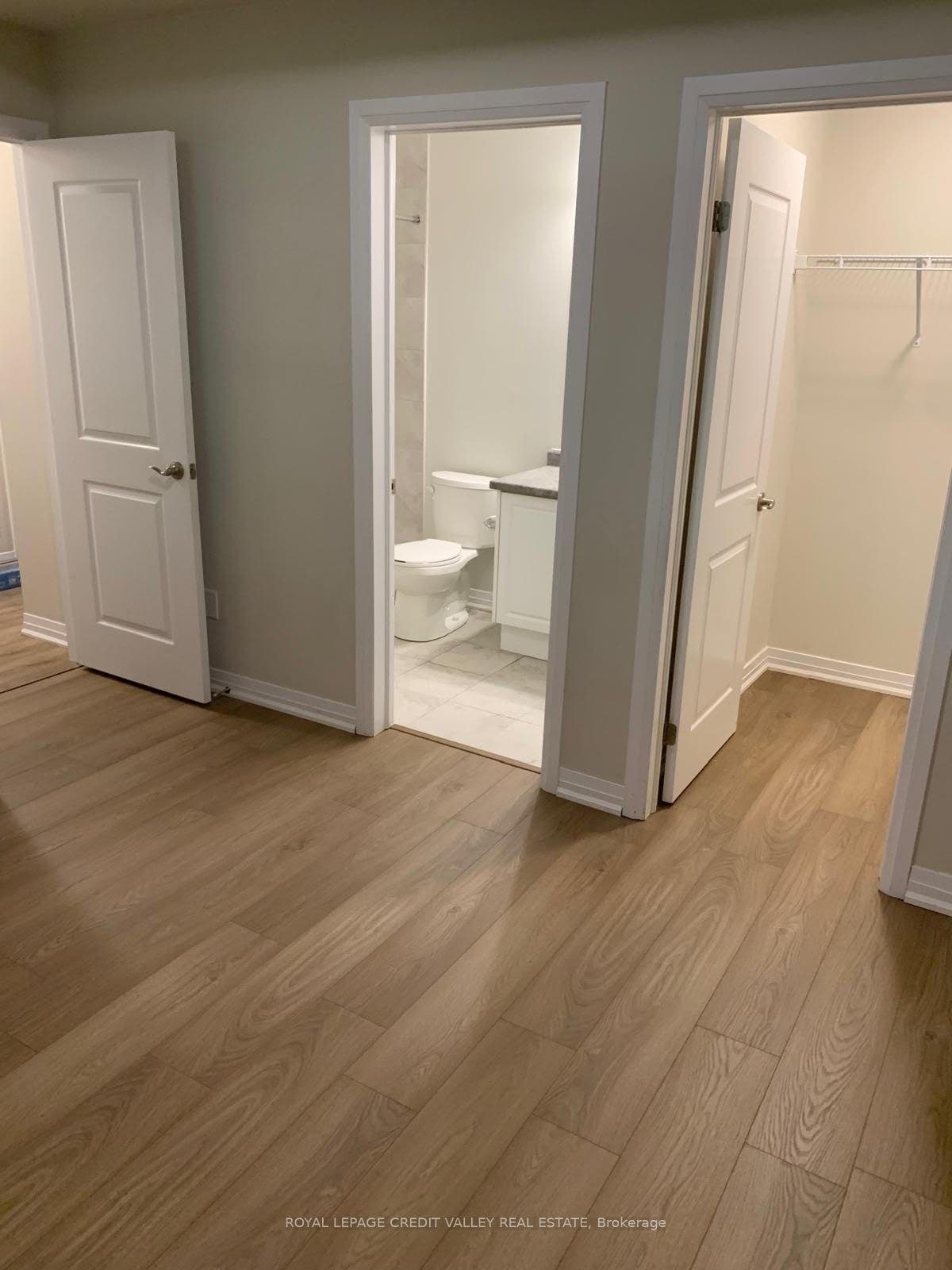 25 Isherwood Avenue E, #13, Cambridge, Waterloo ON N1R 0E2 25 Isherwood Avenue E, #13, Cambridge, Waterloo ON N1R 0E2