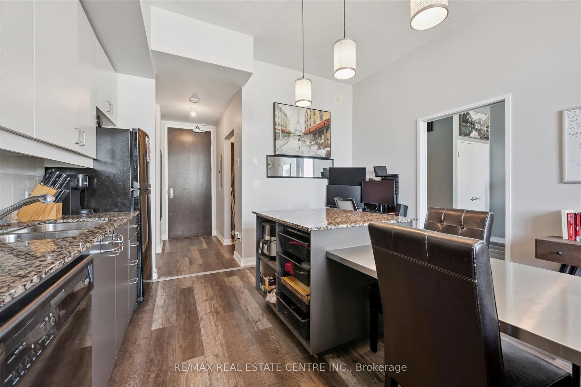 191 King Street S, #802, Waterloo, Waterloo ON N2J 1R1 191 King Street S, #802, Waterloo, Waterloo ON N2J 1R1