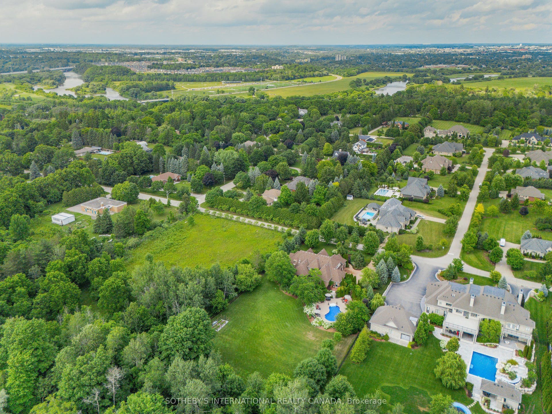 111 John Bricker Road, Cambridge, Waterloo ON N3H 4R8 111 John Bricker Road, Cambridge, Waterloo ON N3H 4R8