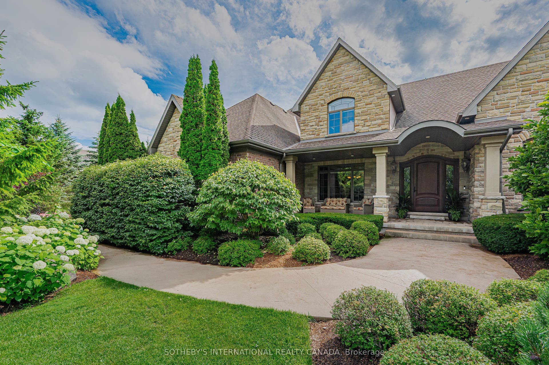111 John Bricker Road, Cambridge, Waterloo ON N3H 4R8 111 John Bricker Road, Cambridge, Waterloo ON N3H 4R8
