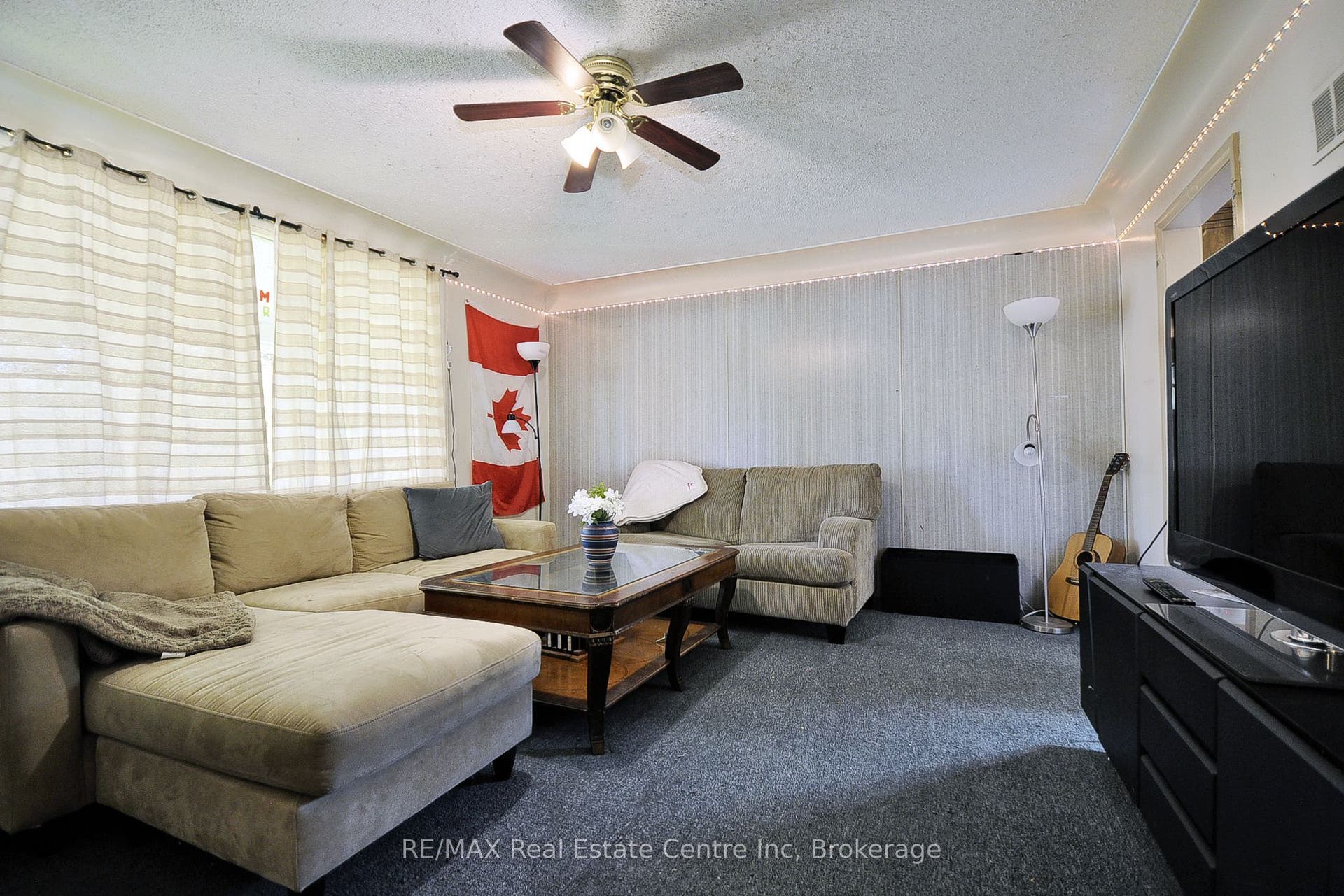 273 Albert Street, Waterloo, Waterloo ON N2L 3T7 273 Albert Street, Waterloo, Waterloo ON N2L 3T7