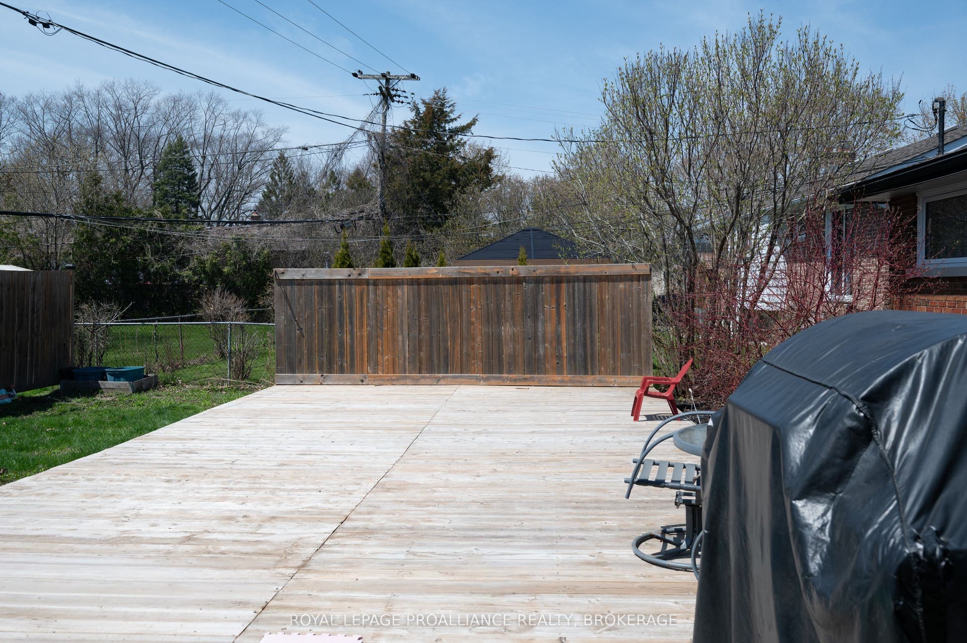 271 Chelsea Road, Kingston, Frontenac ON K7M 3Z3