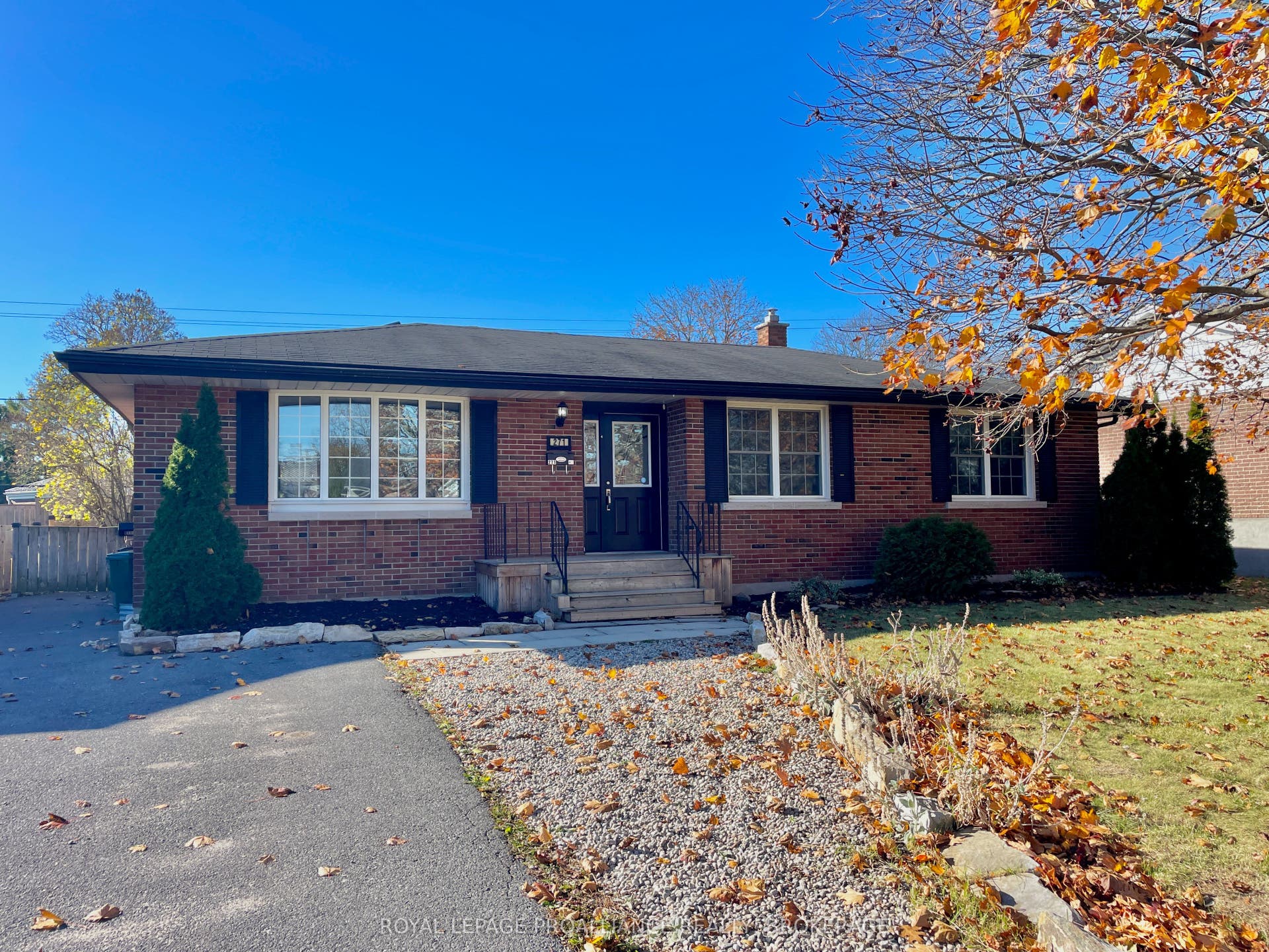 271 Chelsea Road, Kingston, Frontenac ON K7M 3Z3