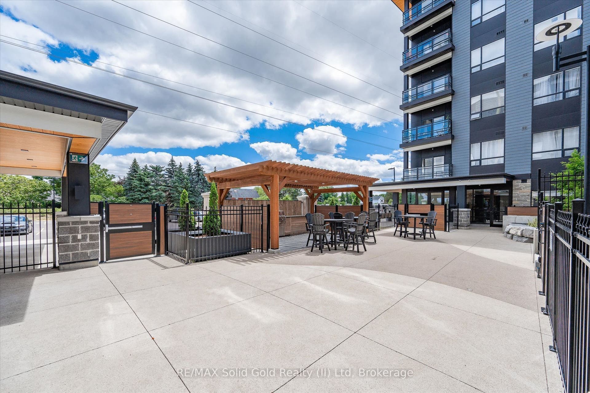 251 Northfield Drive E, #521, Waterloo, Waterloo ON N2K 0G9 251 Northfield Drive E, #521, Waterloo, Waterloo ON N2K 0G9