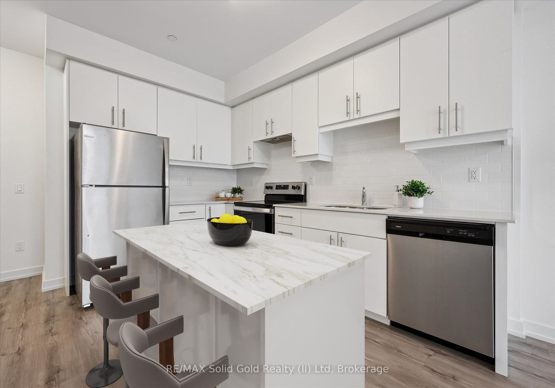 251 Northfield Drive E, #521, Waterloo, Waterloo ON N2K 0G9 251 Northfield Drive E, #521, Waterloo, Waterloo ON N2K 0G9