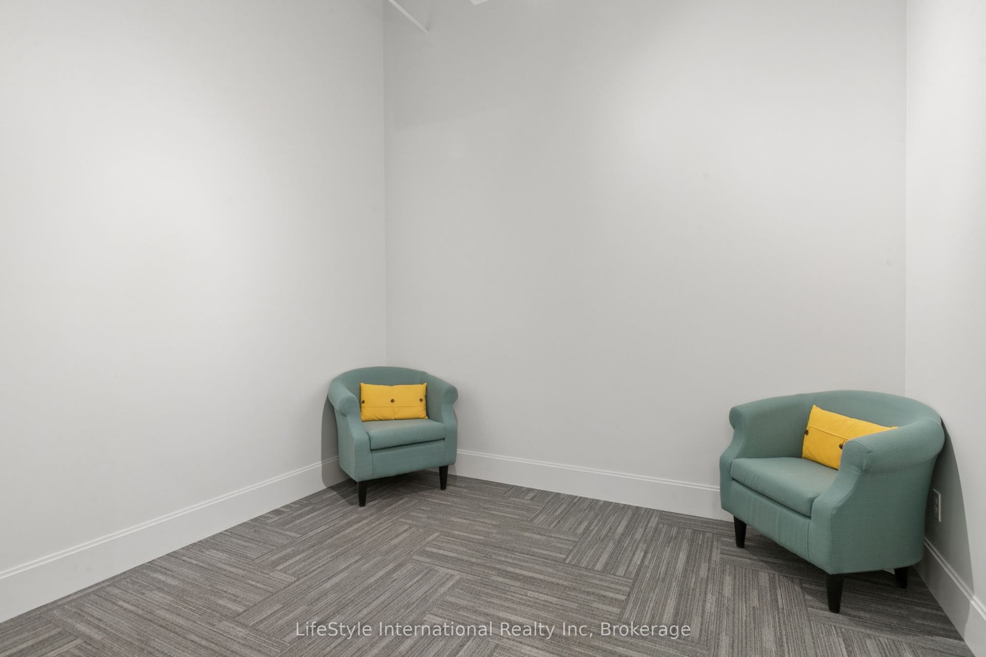 275 Hanlon Creek Boulevard, #3, Guelph, Wellington ON N1C 0A1 275 Hanlon Creek Boulevard, #3, Guelph, Wellington ON N1C 0A1