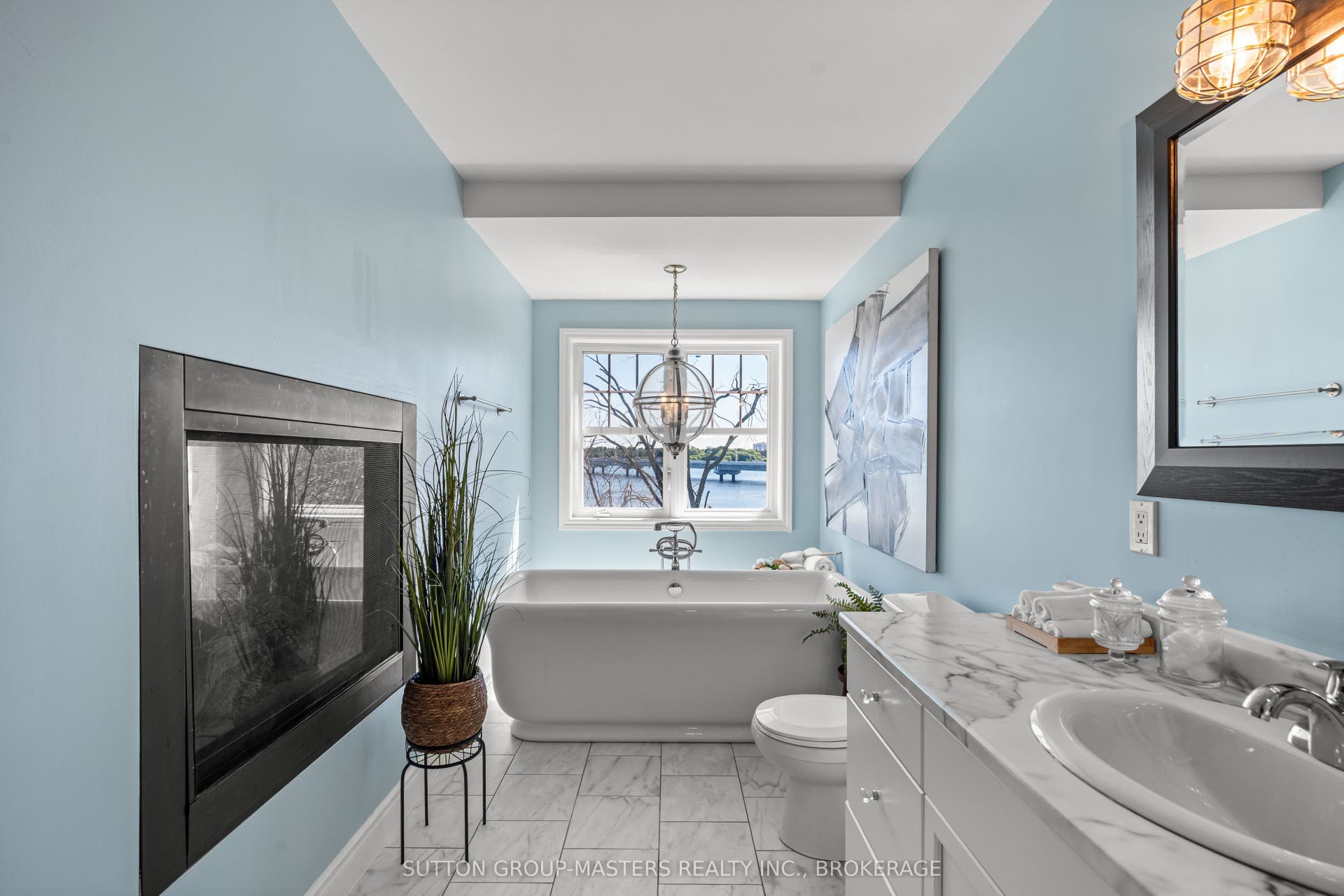 728 Newmarket Lane, Kingston, Frontenac ON K7K 6K7