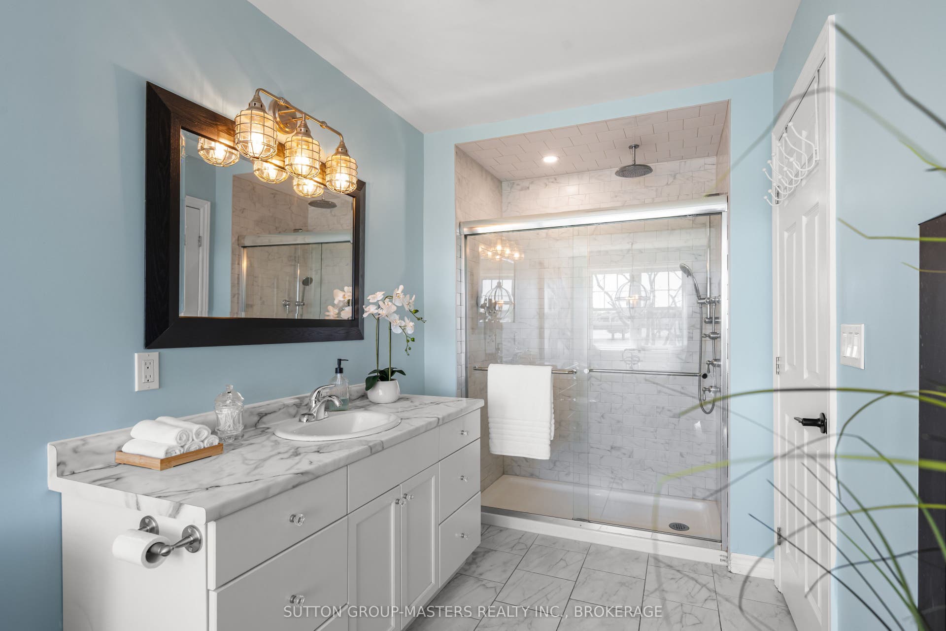 728 Newmarket Lane, Kingston, Frontenac ON K7K 6K7