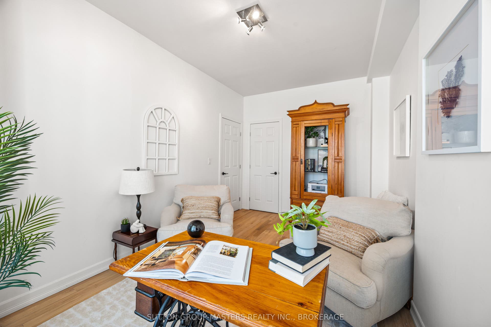 728 Newmarket Lane, Kingston, Frontenac ON K7K 6K7