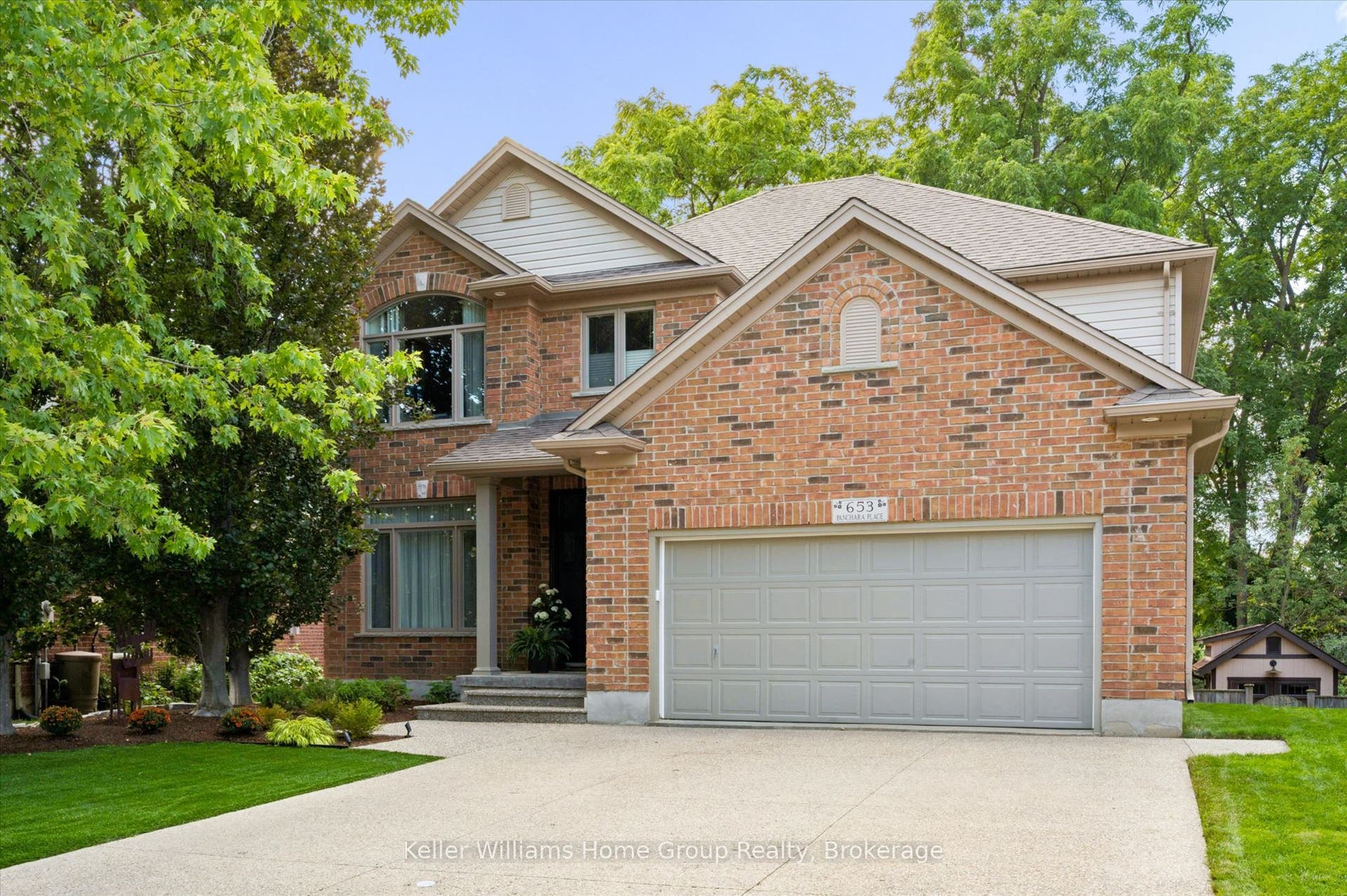 653 Panchara Place, Waterloo, Waterloo ON N2K 4E6 653 Panchara Place, Waterloo, Waterloo ON N2K 4E6