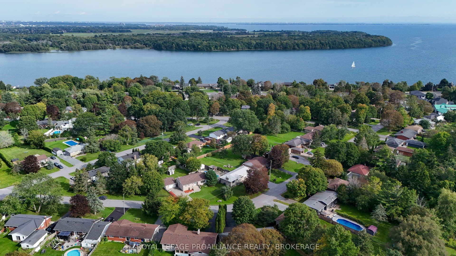 424 Maple Ridge Drive, Kingston, Frontenac ON K7M 5P3 424 Maple Ridge Drive, Kingston, Frontenac ON K7M 5P3