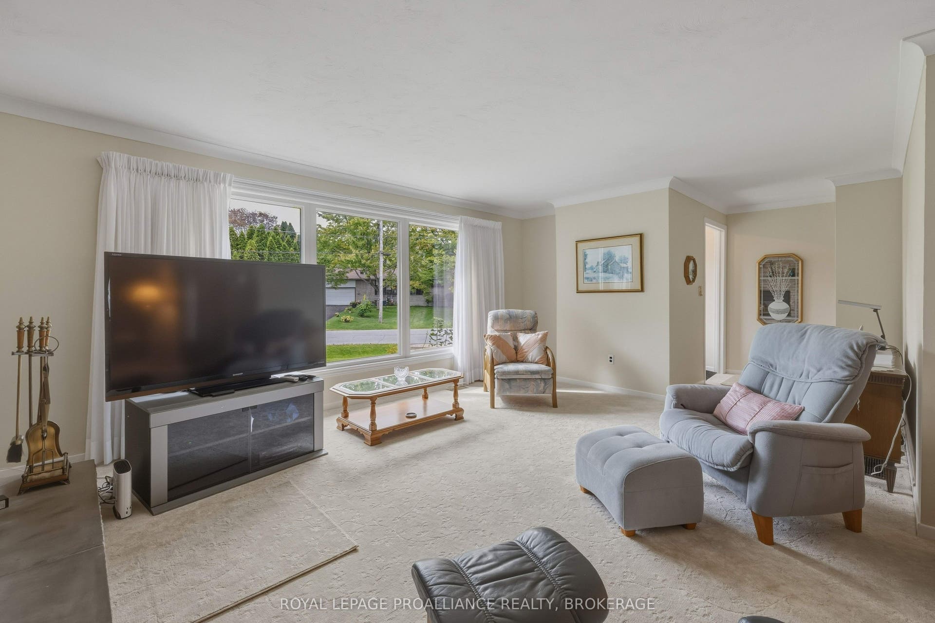 424 Maple Ridge Drive, Kingston, Frontenac ON K7M 5P3 424 Maple Ridge Drive, Kingston, Frontenac ON K7M 5P3