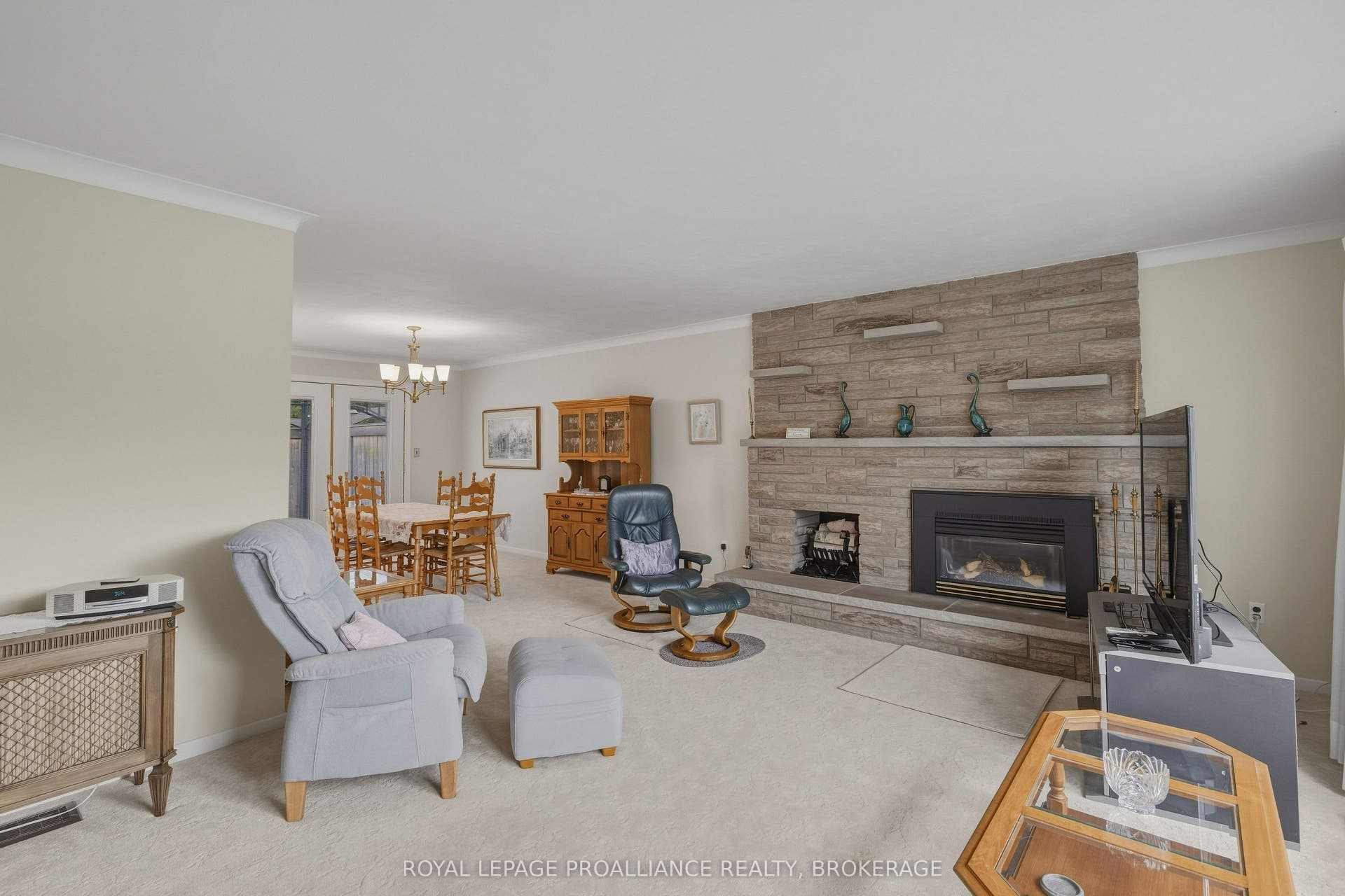 424 Maple Ridge Drive, Kingston, Frontenac ON K7M 5P3 424 Maple Ridge Drive, Kingston, Frontenac ON K7M 5P3