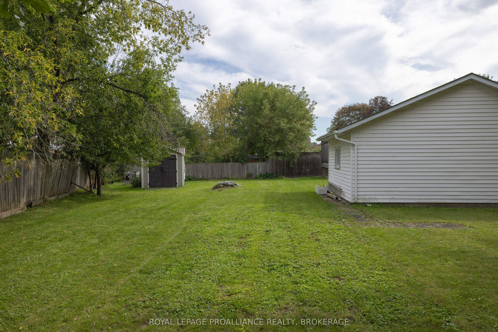 424 Maple Ridge Drive, Kingston, Frontenac ON K7M 5P3 424 Maple Ridge Drive, Kingston, Frontenac ON K7M 5P3