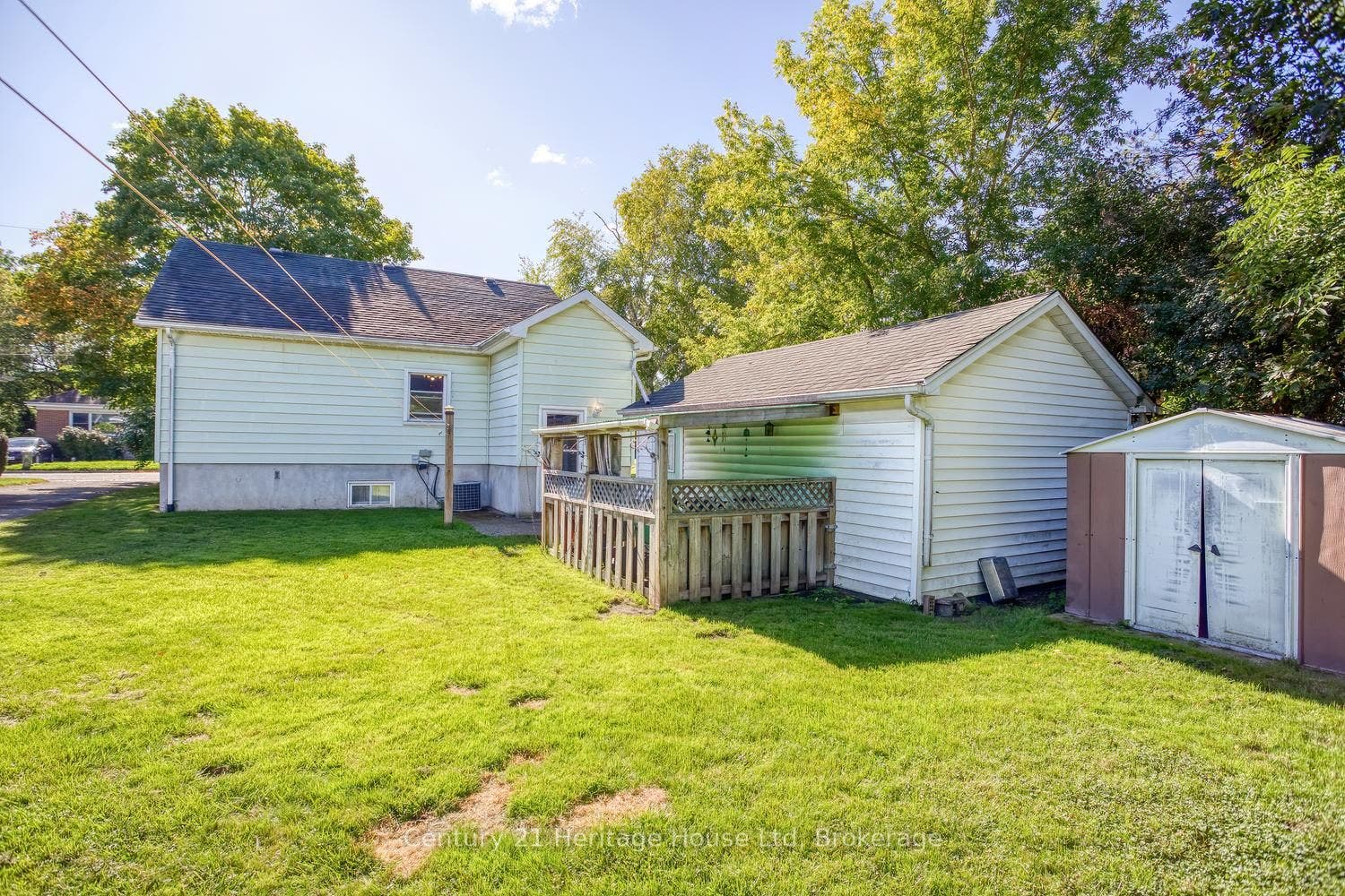 91 Merion Street, Guelph, Wellington ON N1H 2M1 Back of the house, garage and shed