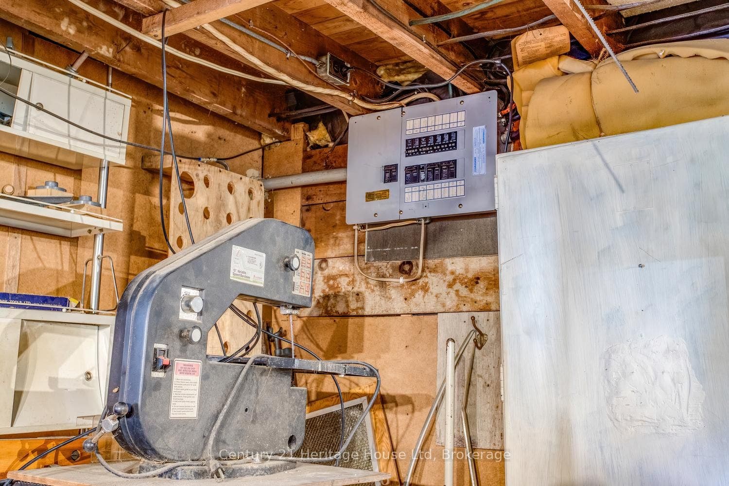 91 Merion Street, Guelph, Wellington ON N1H 2M1 Basement, updated hydro panel (125 amp)