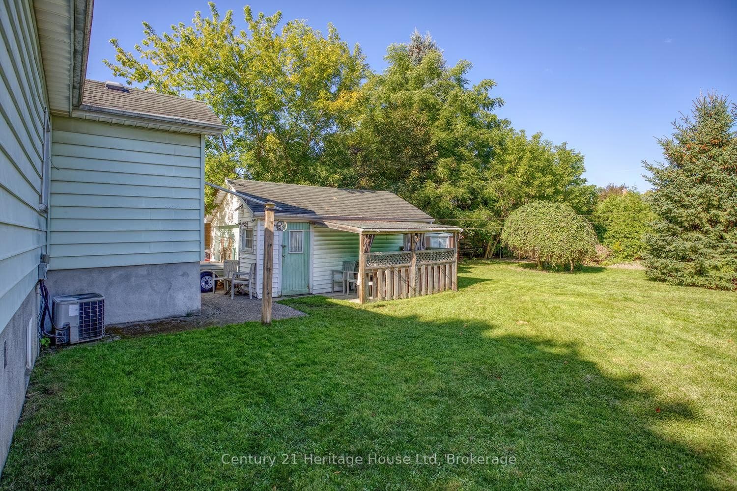 91 Merion Street, Guelph, Wellington ON N1H 2M1 Back yard and side of the garage